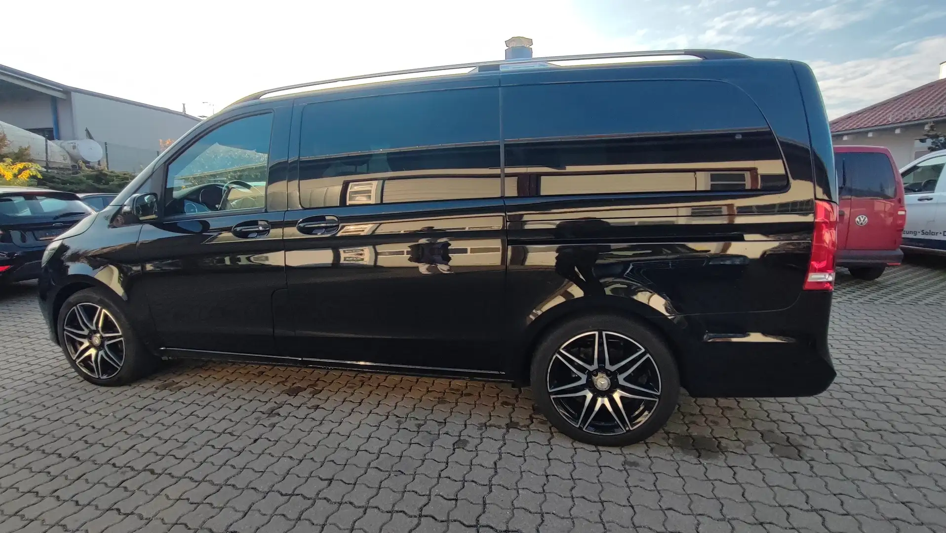 Mercedes-Benz V 250 250 CDI/BT/d EDITION lang*AMG*Standheizung*Leder* Schwarz - 2