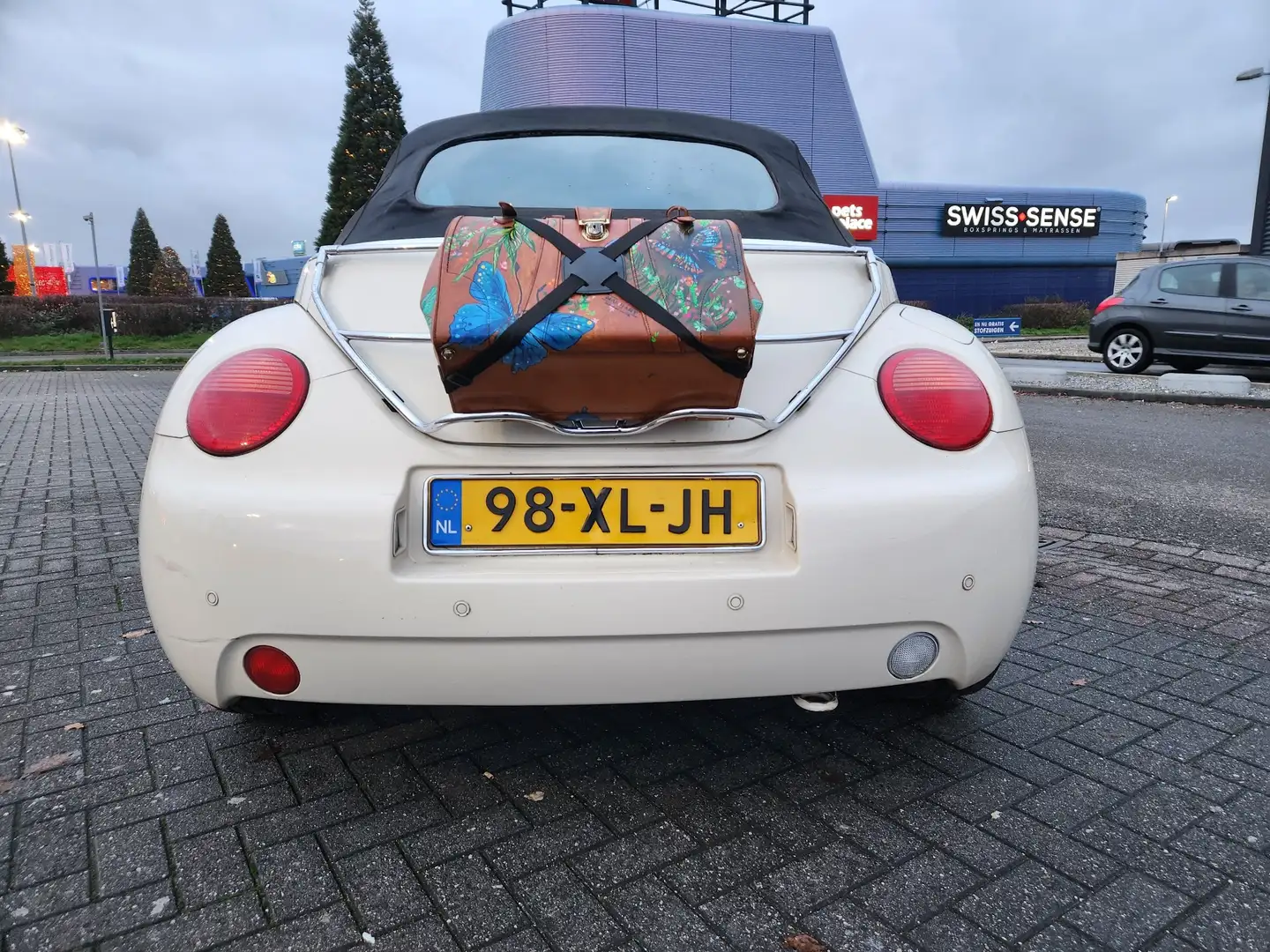 Volkswagen New Beetle 2.0 Highline Beige - 2