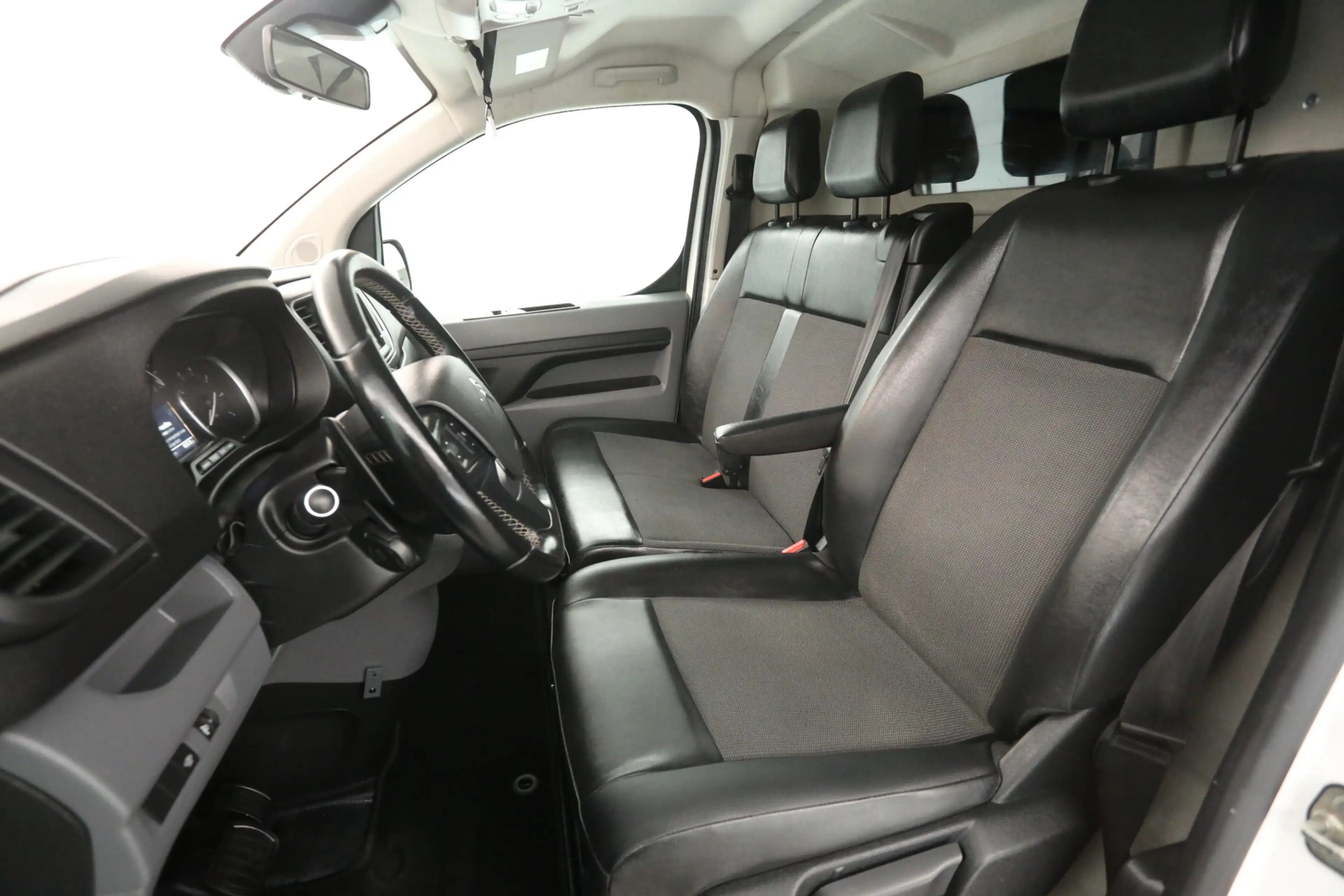 Citroen Jumpy 2.0 BlueHDI L3H1 180PK | Automaat | Airco | Cruise — photo 9