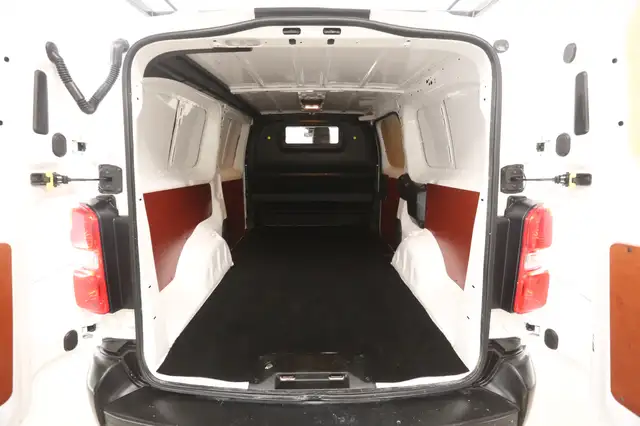 Citroen Jumpy view 3