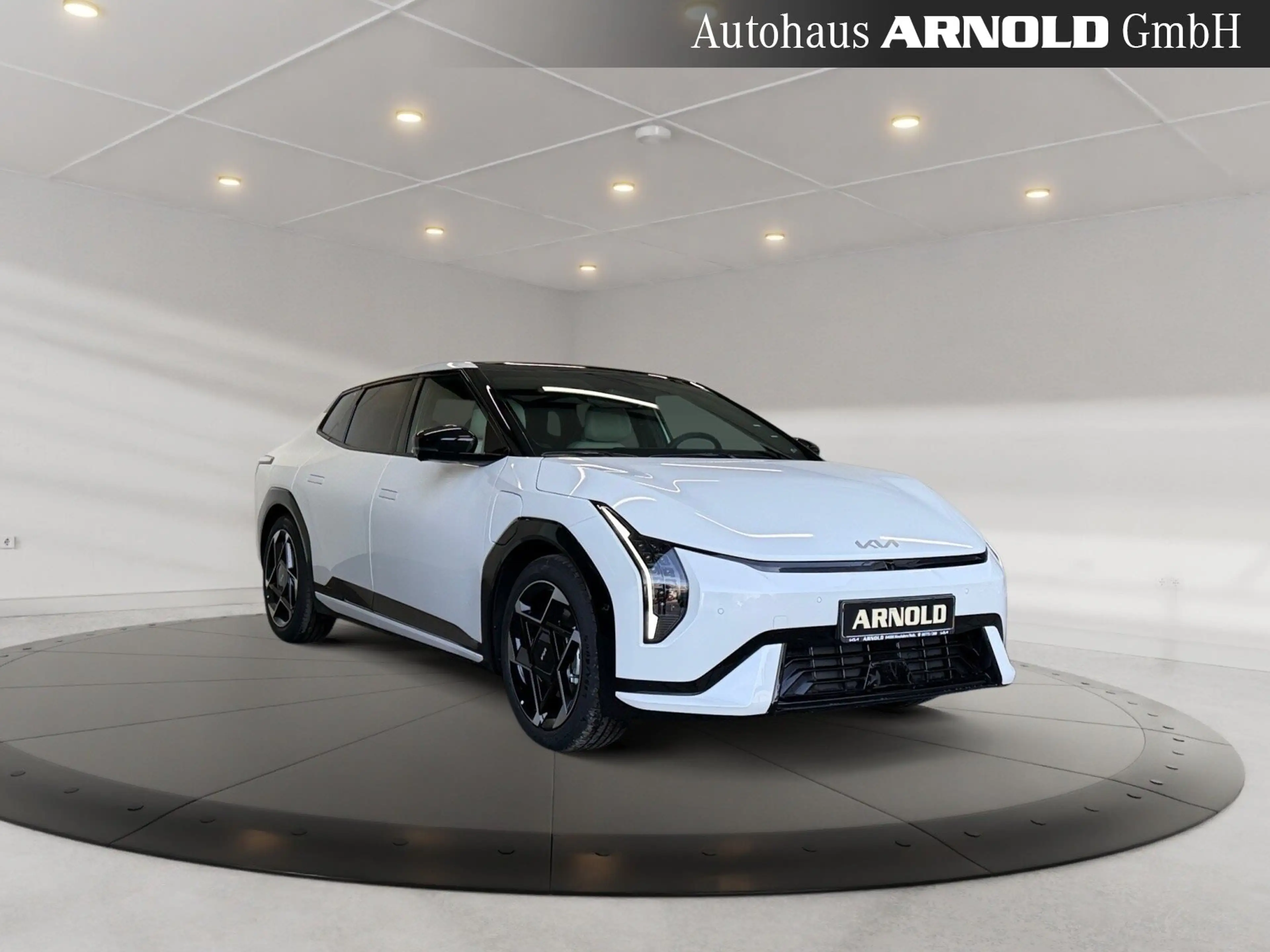 Kia EV4 EV4 81,4 kWh FASTBACK GT-Line WP HuD PanoD. LED! — photo 6