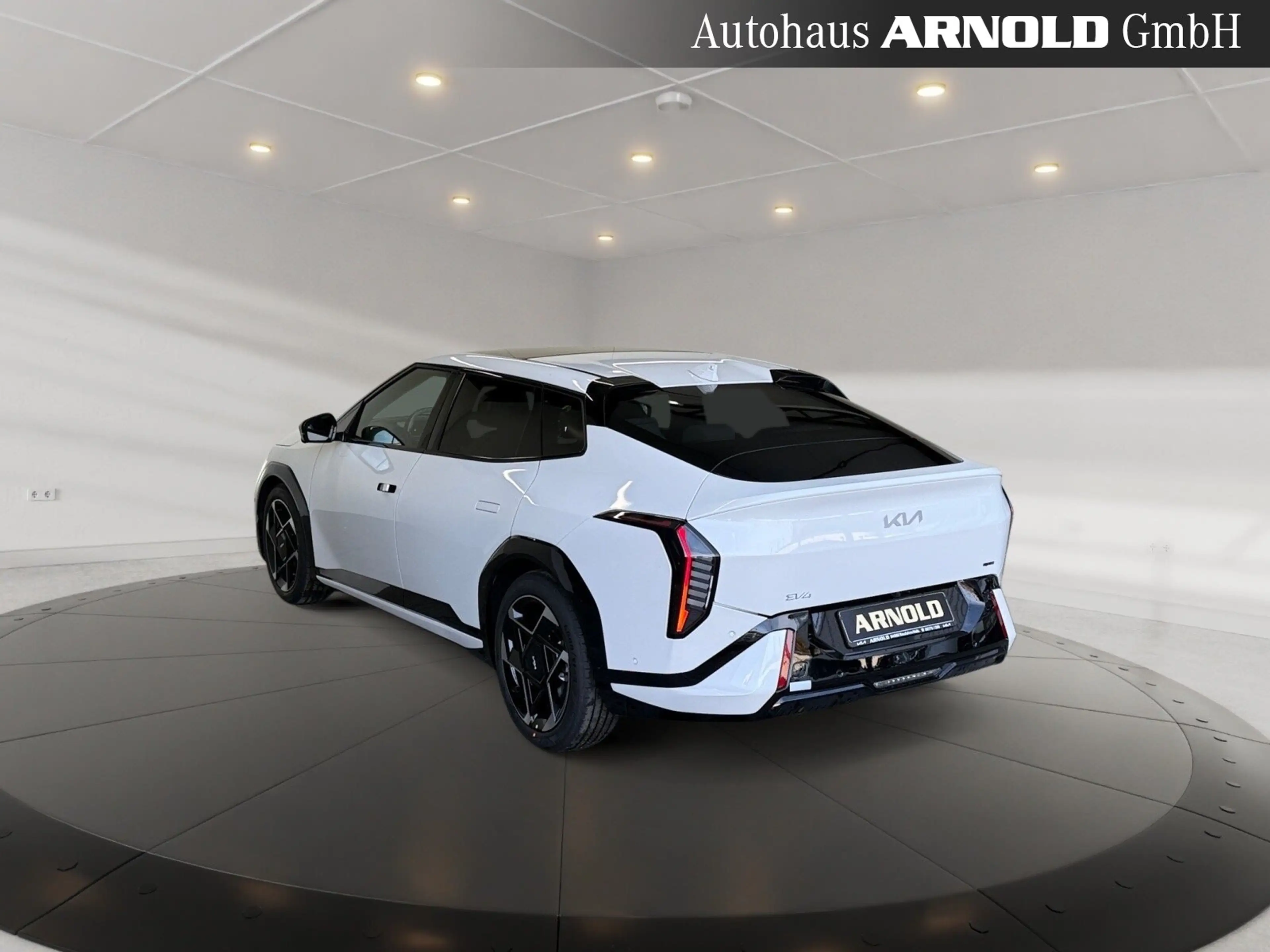 Kia EV4 EV4 81,4 kWh FASTBACK GT-Line WP HuD PanoD. LED! — photo 3