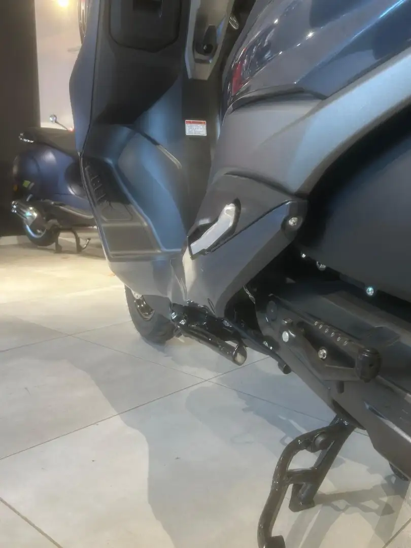 Suzuki BURGMAN STREET 125 EX Gris - 1