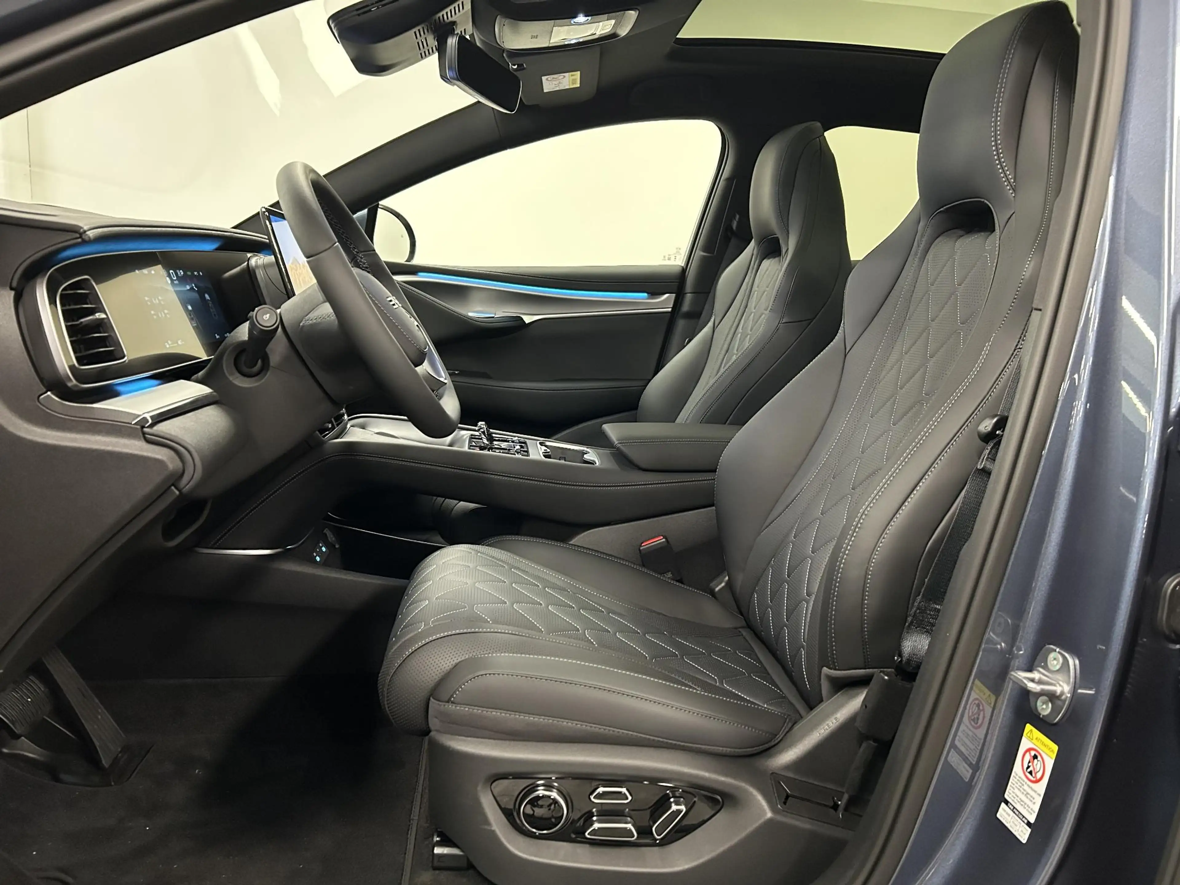 BYD Sealion 7 Excellence AWD 91.3 kWh Indigo Grey | Leverbaar bi — photo 7
