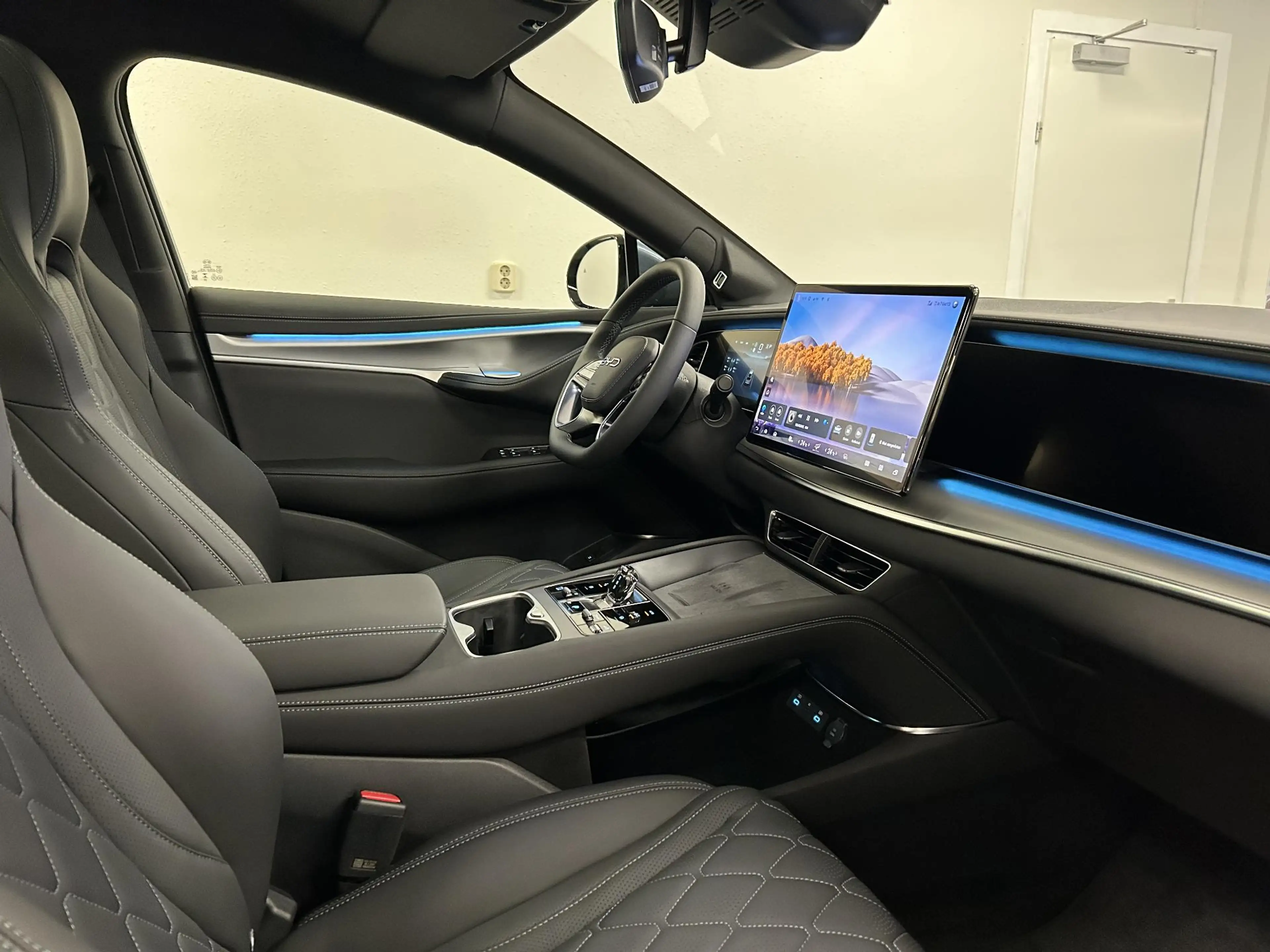 BYD Sealion 7 Excellence AWD 91.3 kWh Indigo Grey | Leverbaar bi — photo 34