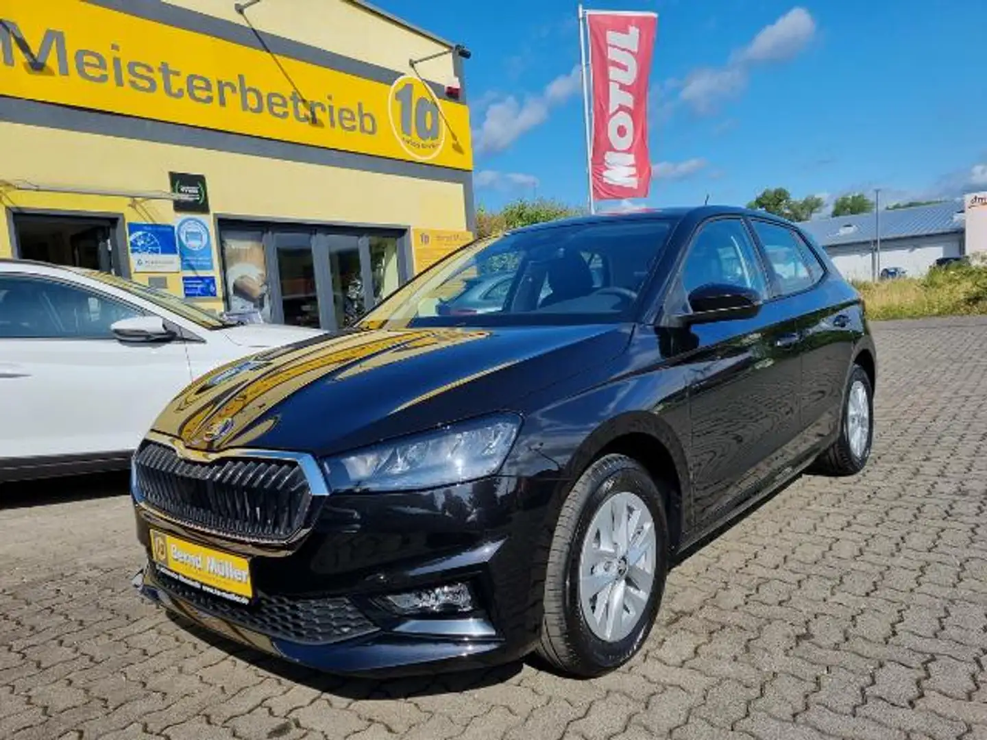 Skoda Fabia 1.0  "Sondermodell 130 Jahre" SHZ KAMERA ALU Noir - 2