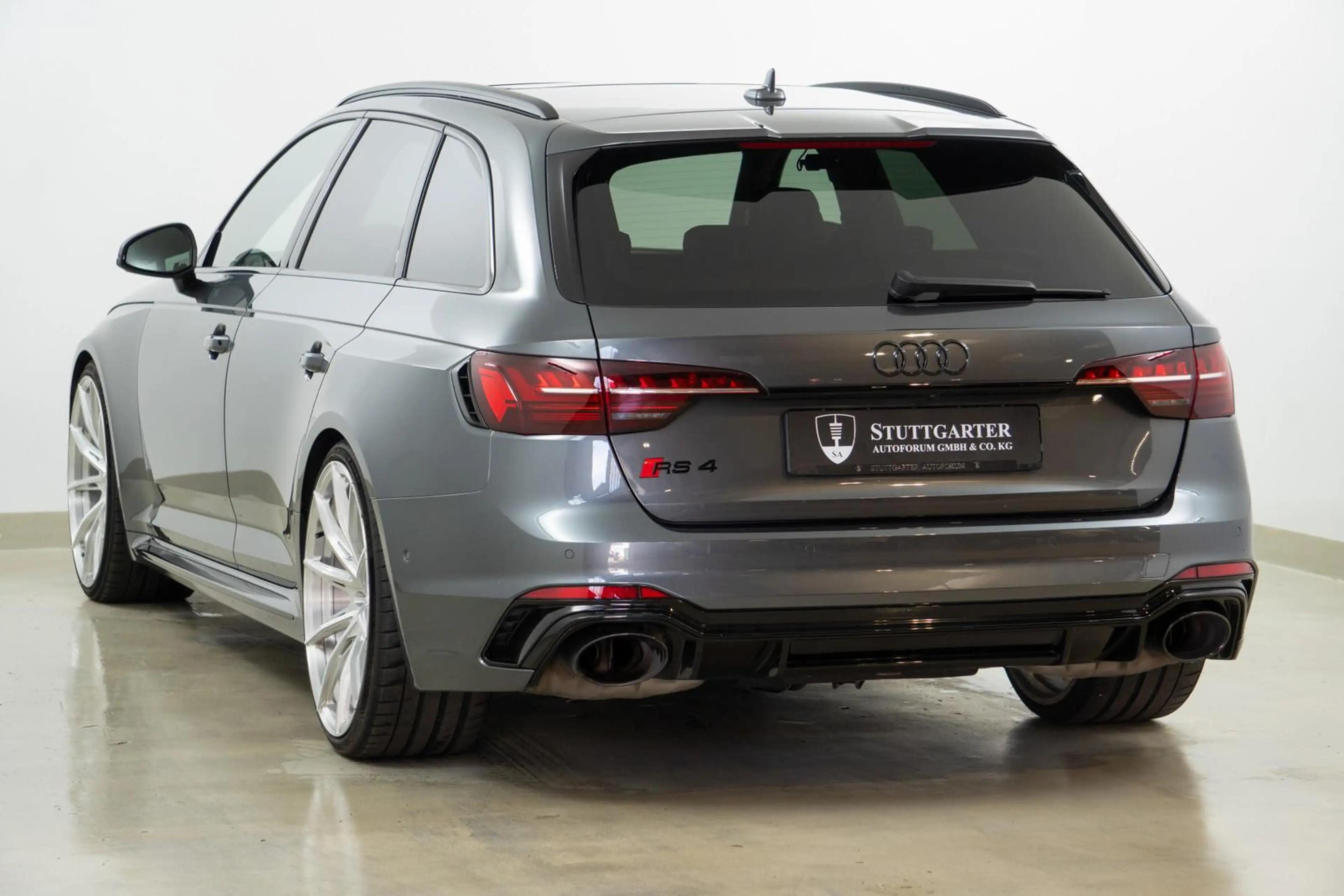 Audi RS4 RS 4 Avant 2.9 TFSI qu ABT Pano ACC RS Sitze B&O — photo 5