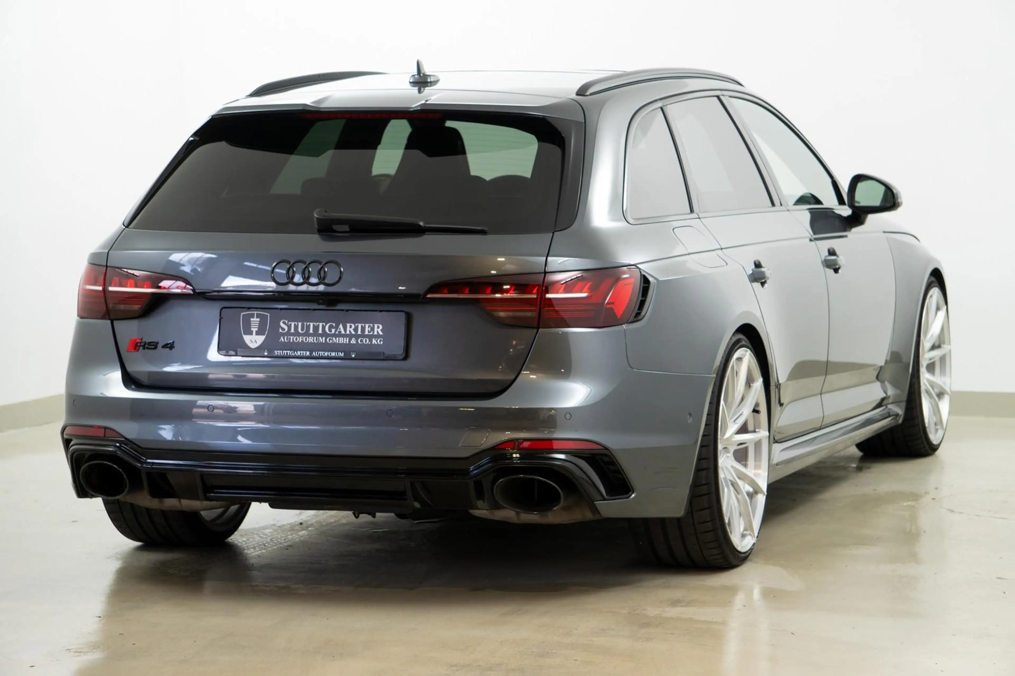 Audi RS4 RS 4 Avant 2.9 TFSI qu ABT Pano ACC RS Sitze B&O — photo 7