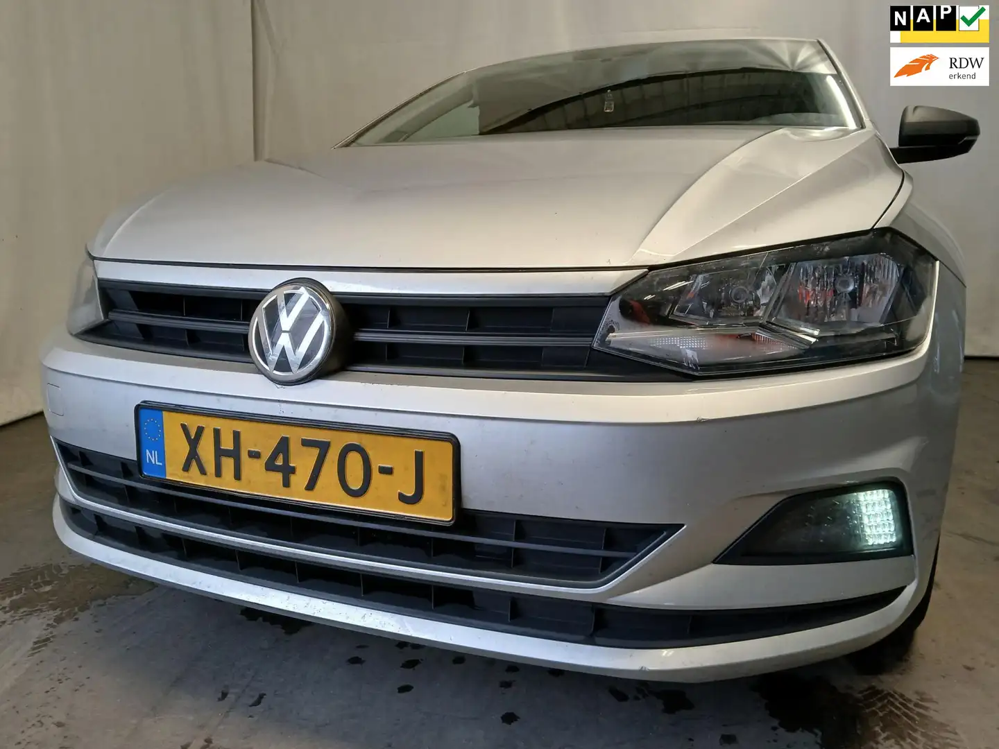 Volkswagen Polo 1.0 MPI Trendline - Airco - Export - R. Zijschade Grijs - 1