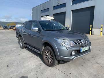 2.4 DI-D 4WD Invite (EU6)