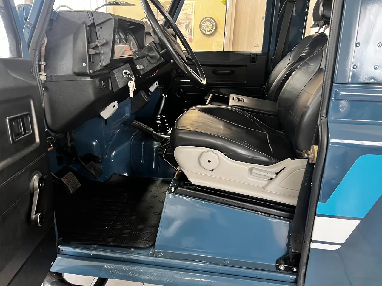 Land Rover Defender 90 2.5 td Hard Top, foto 8