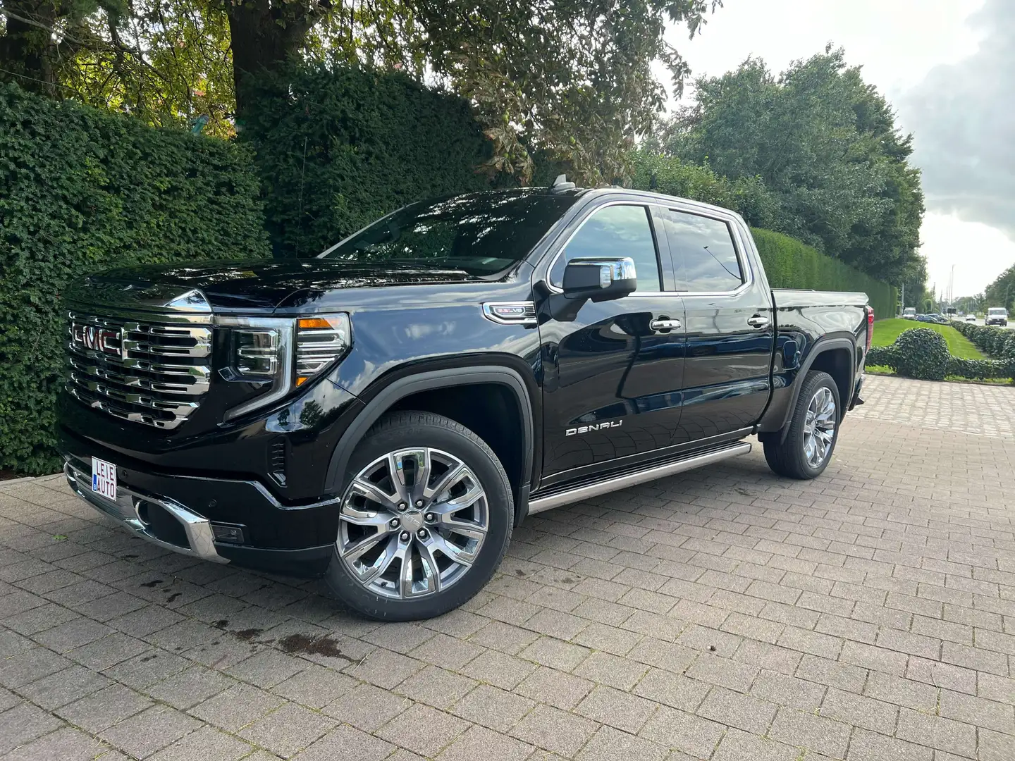 GMC Sierra Denali 1500 V8 6.2 €73.900,- excl btw Noir - 1
