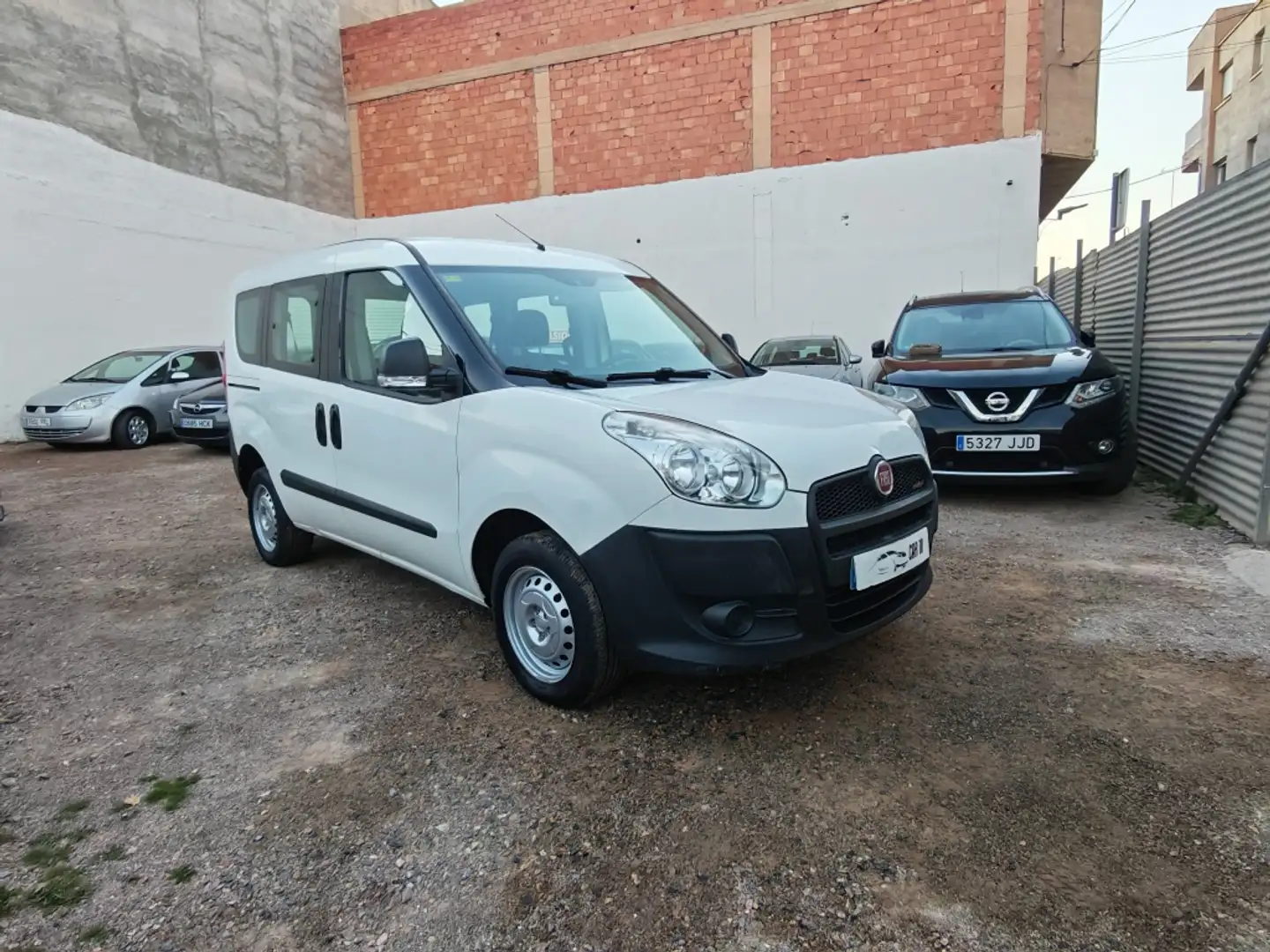 Fiat Dobló Panorama 1.3Mjt Active N1 E5+ Weiß - 1