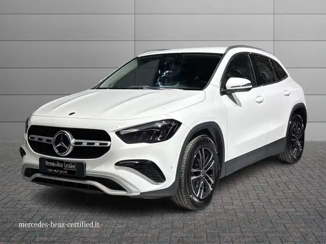 Mercedes-Benz GLA 180 d Automatic Advanced