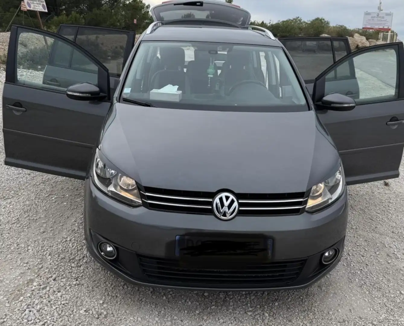 Volkswagen Touran 1.6TDI 140 FAP Life Gris - 1