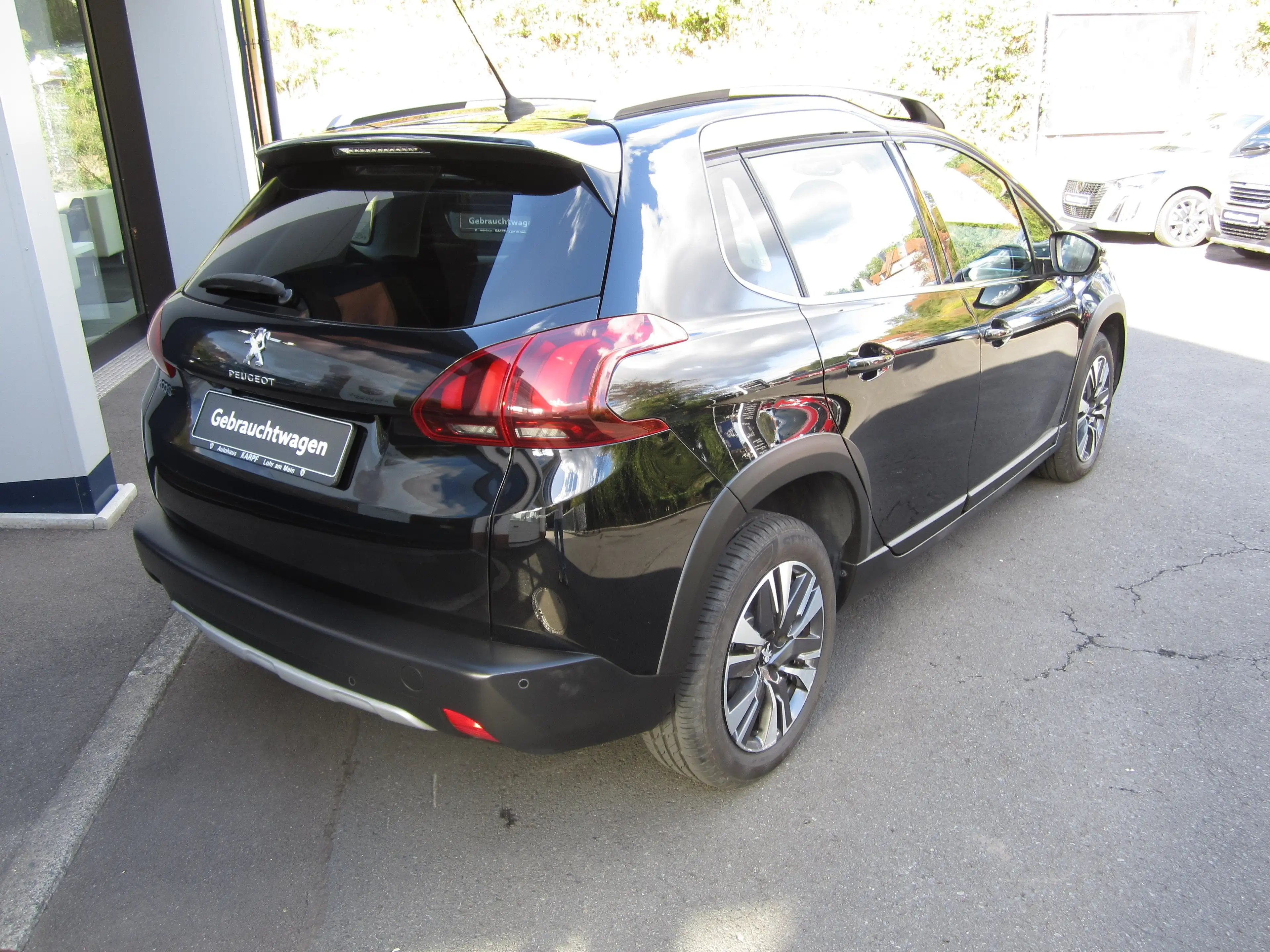 Peugeot 2008 Allure EAT6 — photo 8
