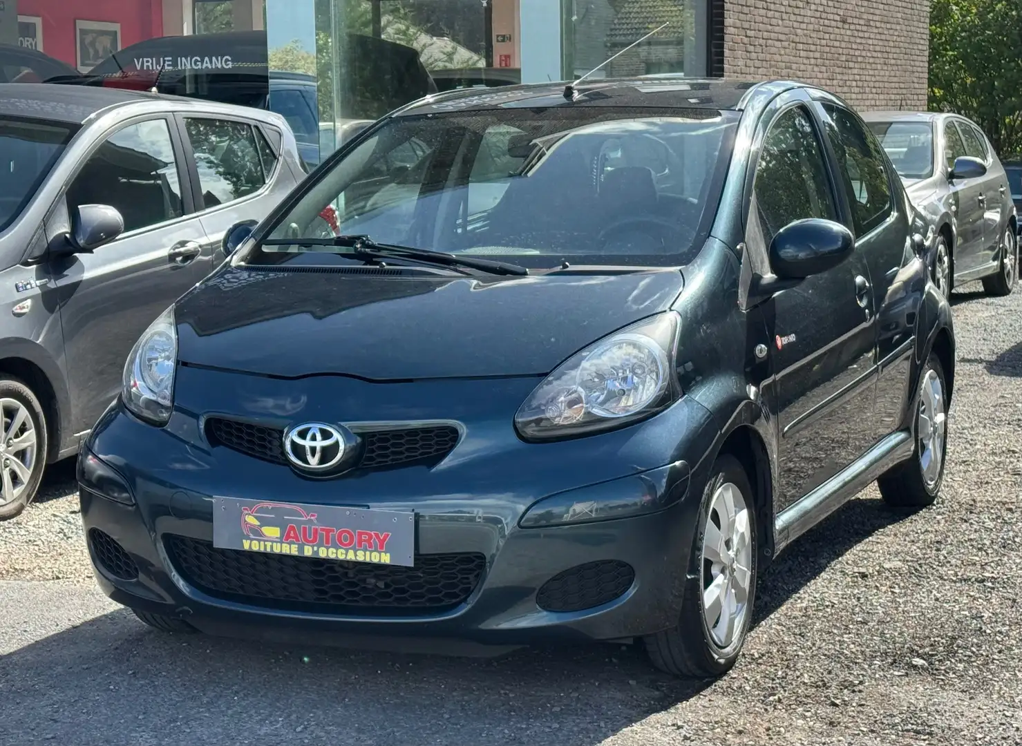 Toyota Aygo Aygo 1.0i VVT-i Grijs - 2