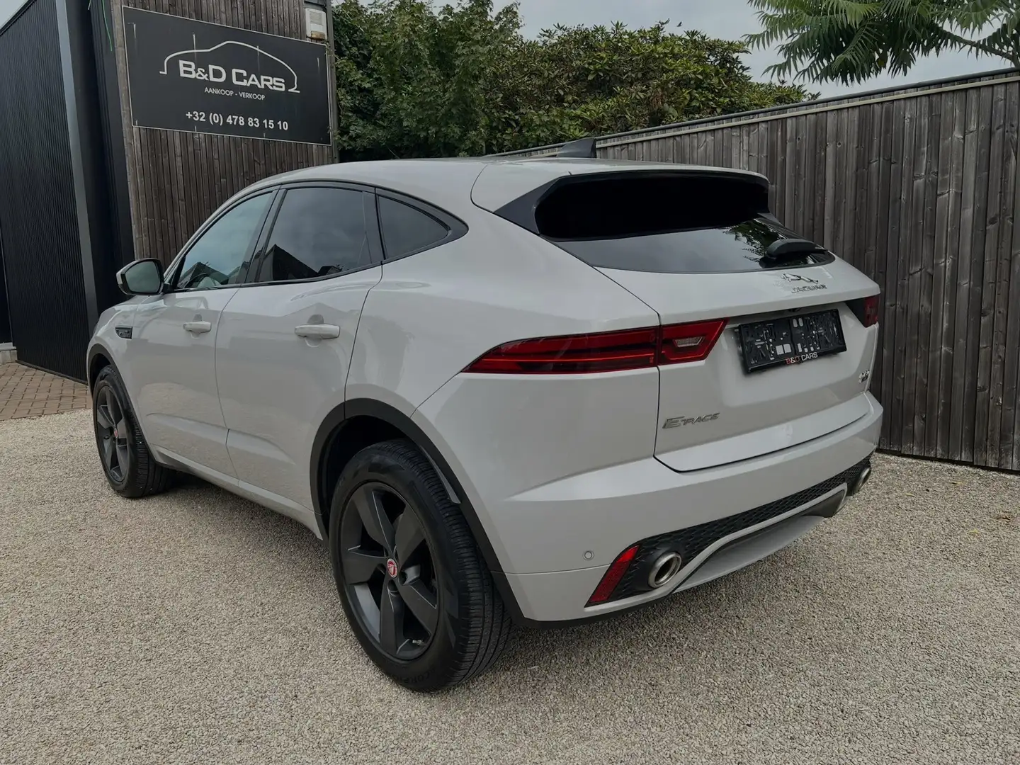 Jaguar E-Pace D150 AWD Aut. R-Dynamic S - 2