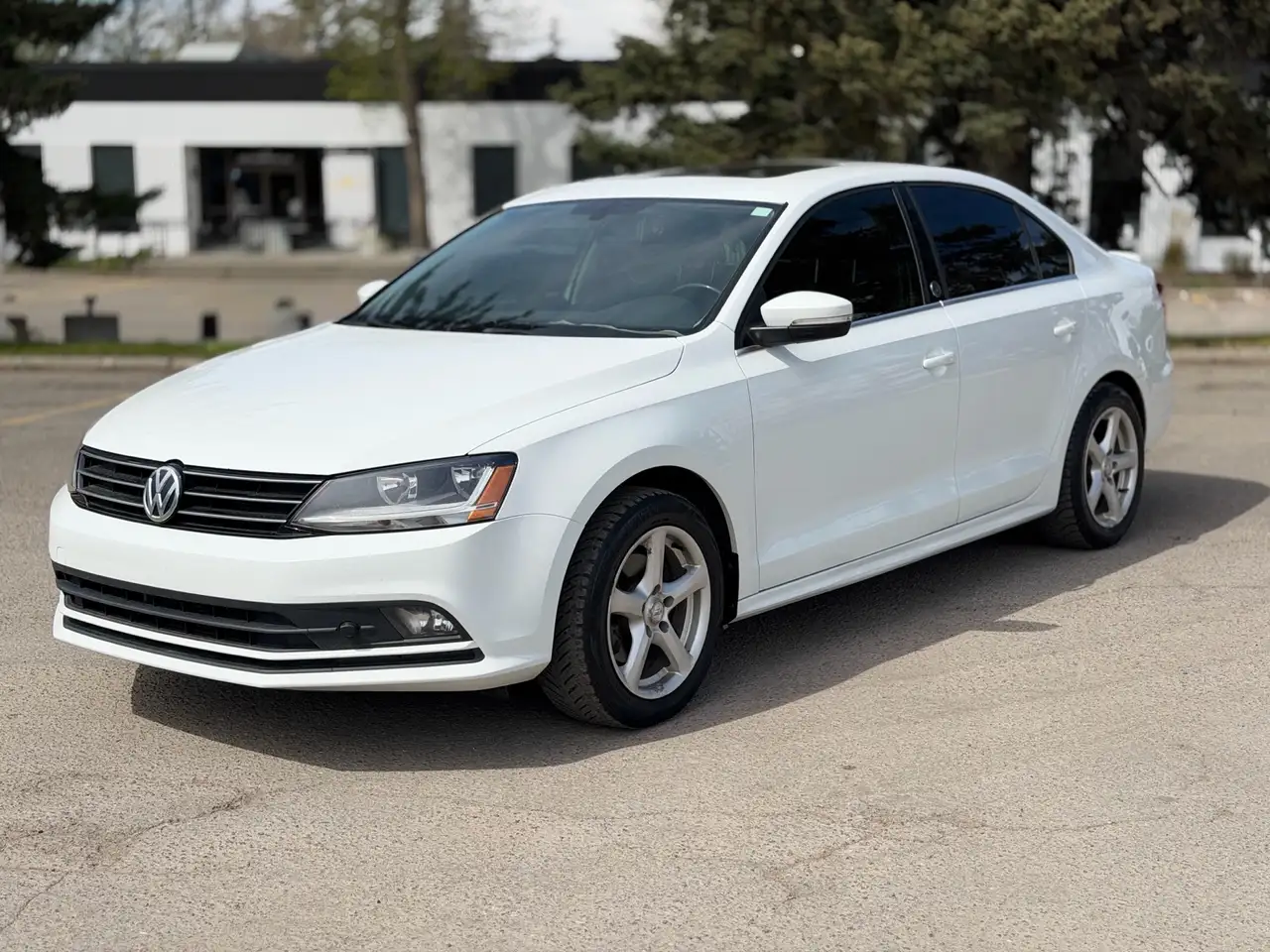 Volkswagen Jetta снимка Volkswagen Jetta