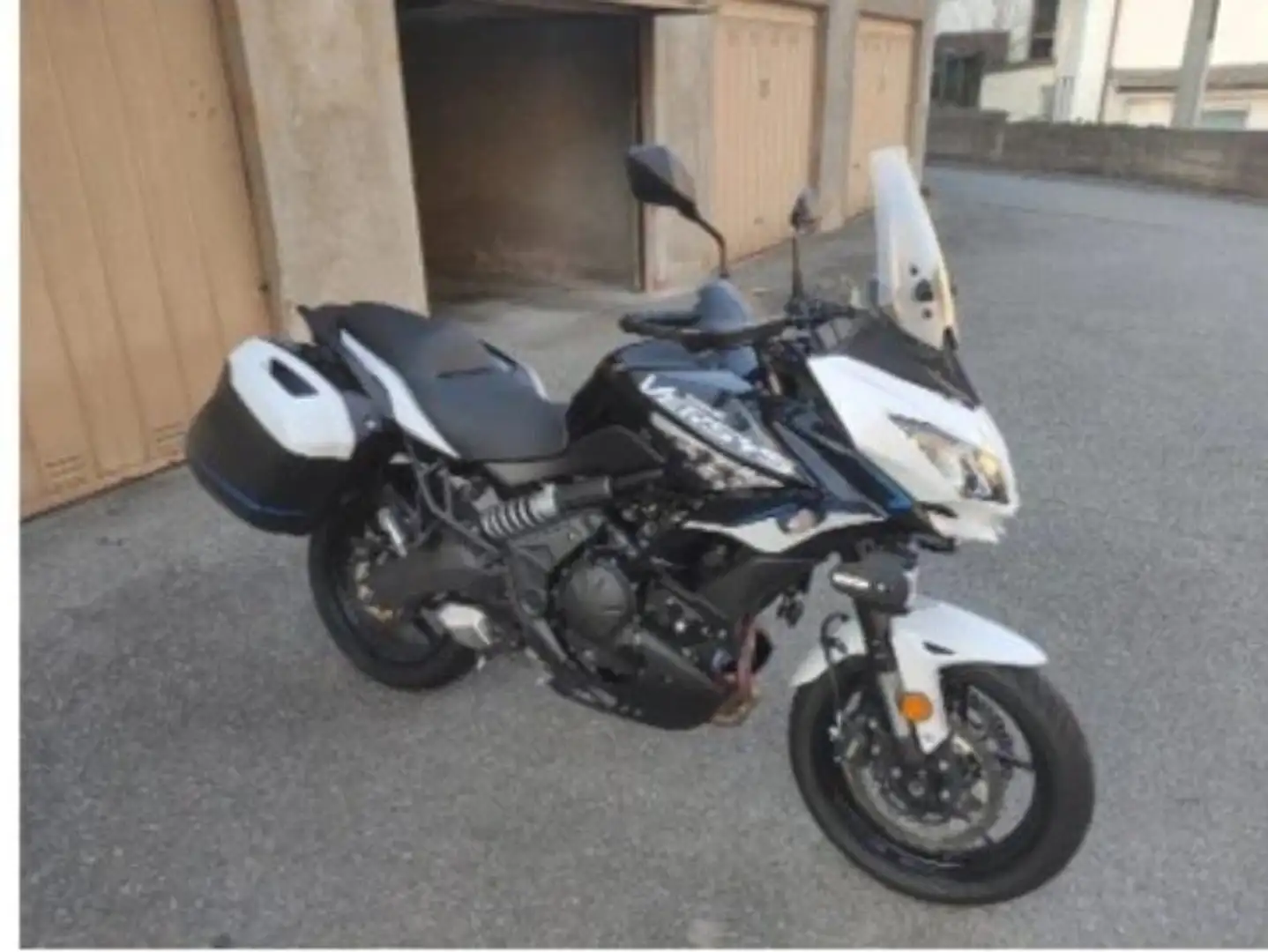 Kawasaki Versys 650 Biały - 1