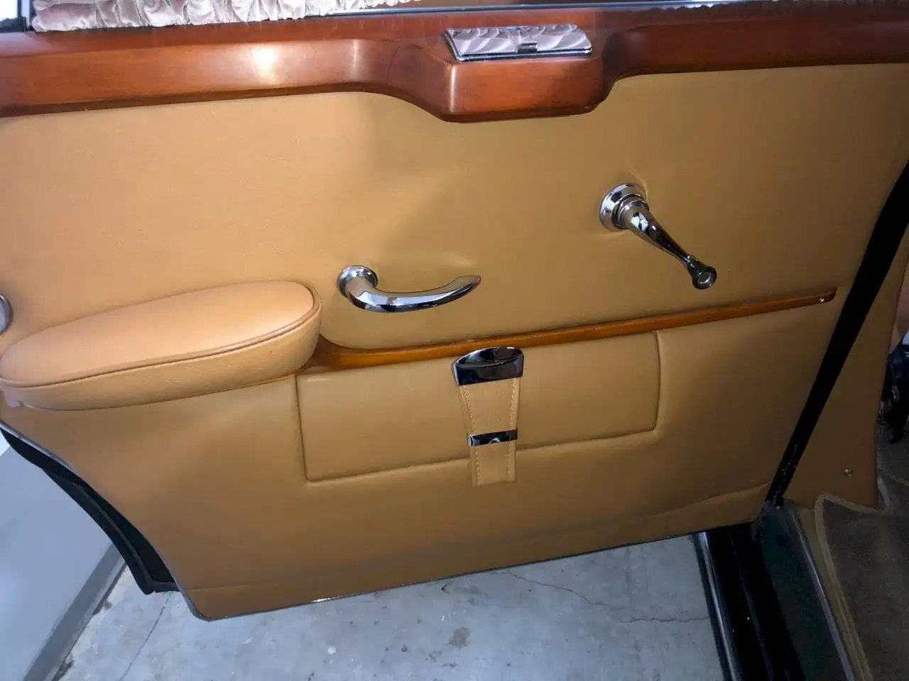 Mercedes-Benz 300 d, foto 8