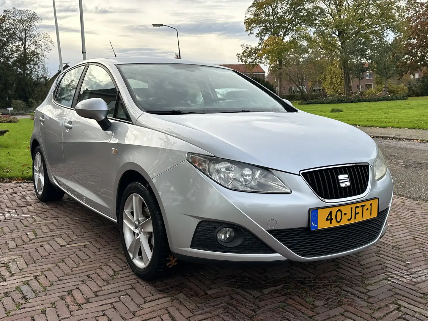 SEAT Ibiza 1.4 Stylance Boekjes * nap * 5 drs Grijs - 2