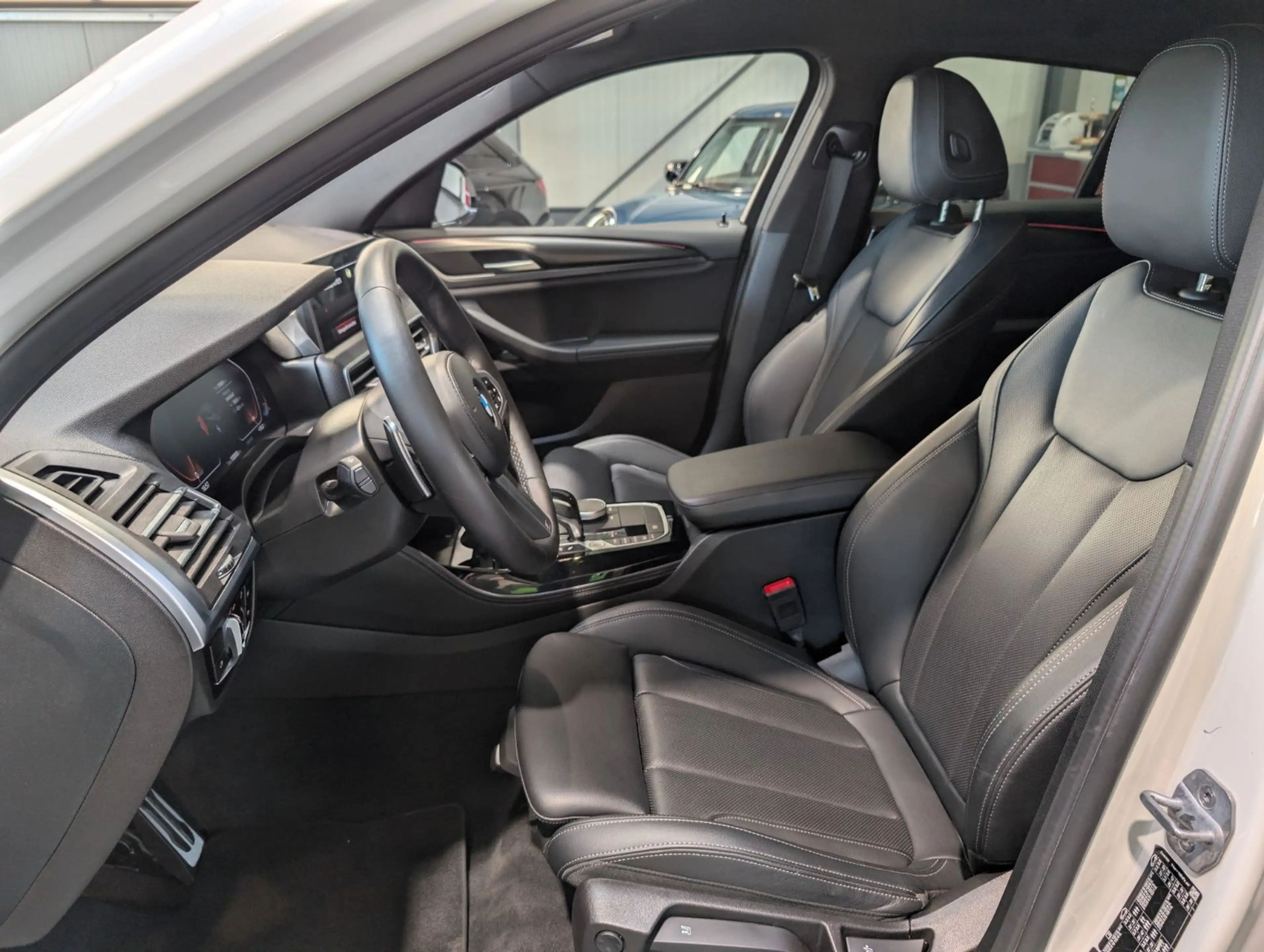 BMW X4 xDrive20i Aut. 1. Hand — photo 10