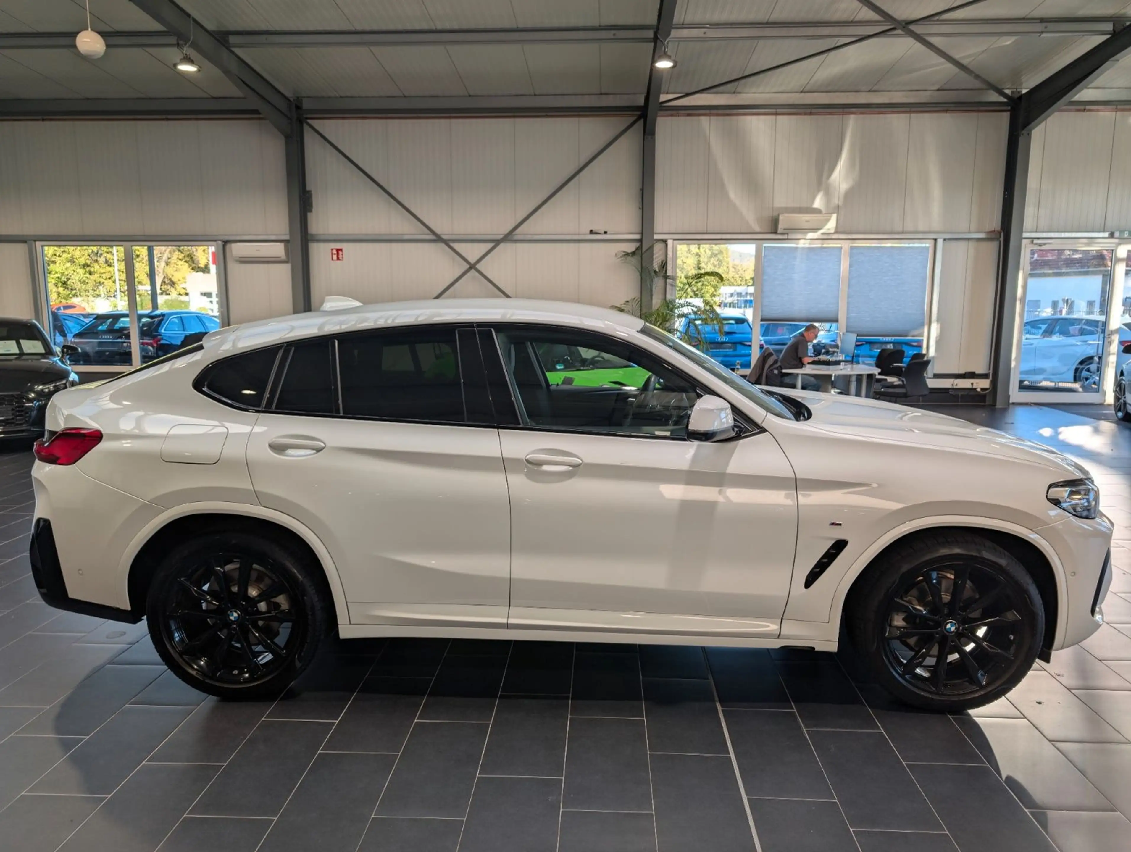 BMW X4 xDrive20i Aut. 1. Hand — photo 8