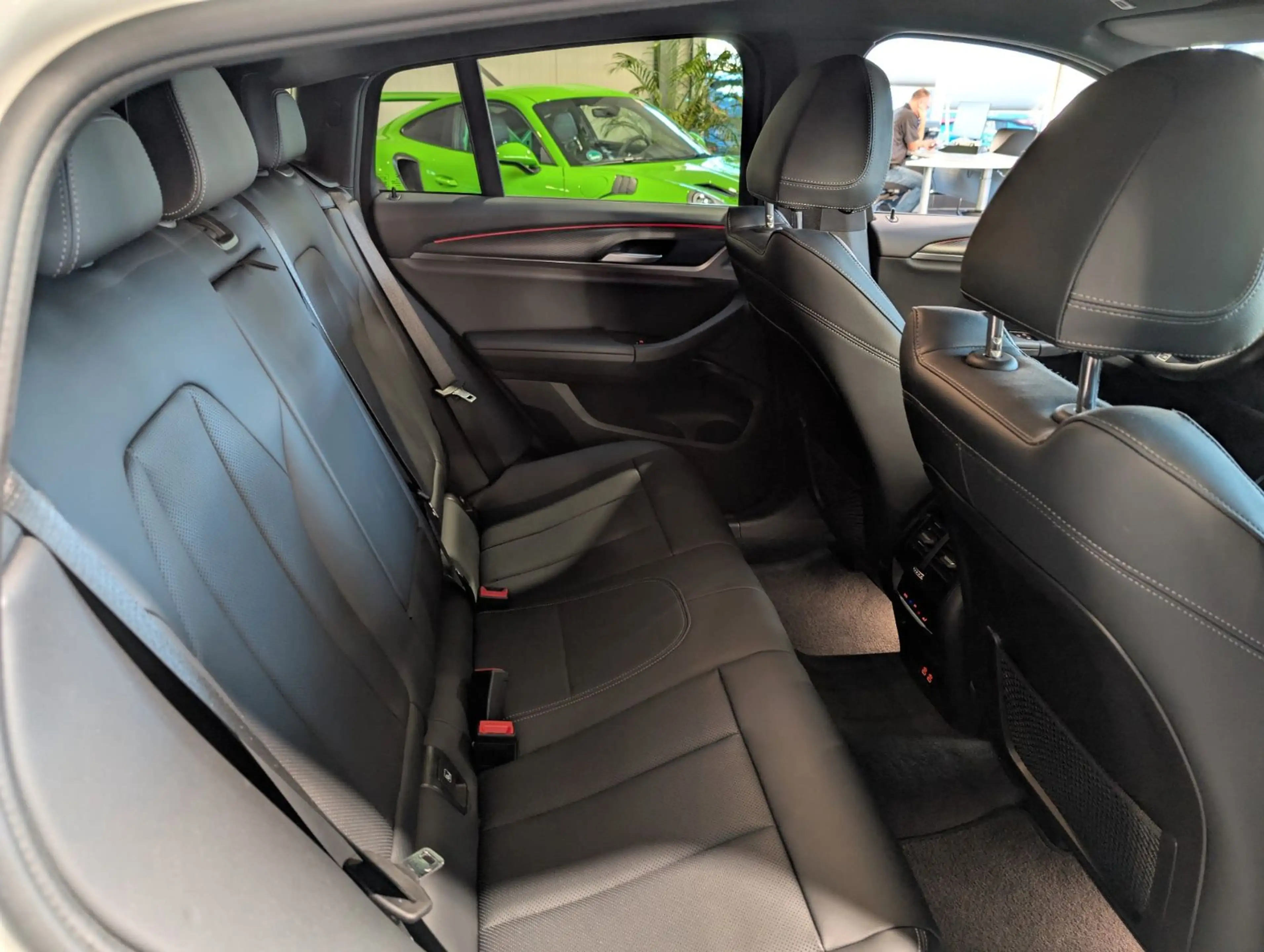 BMW X4 xDrive20i Aut. 1. Hand — photo 12