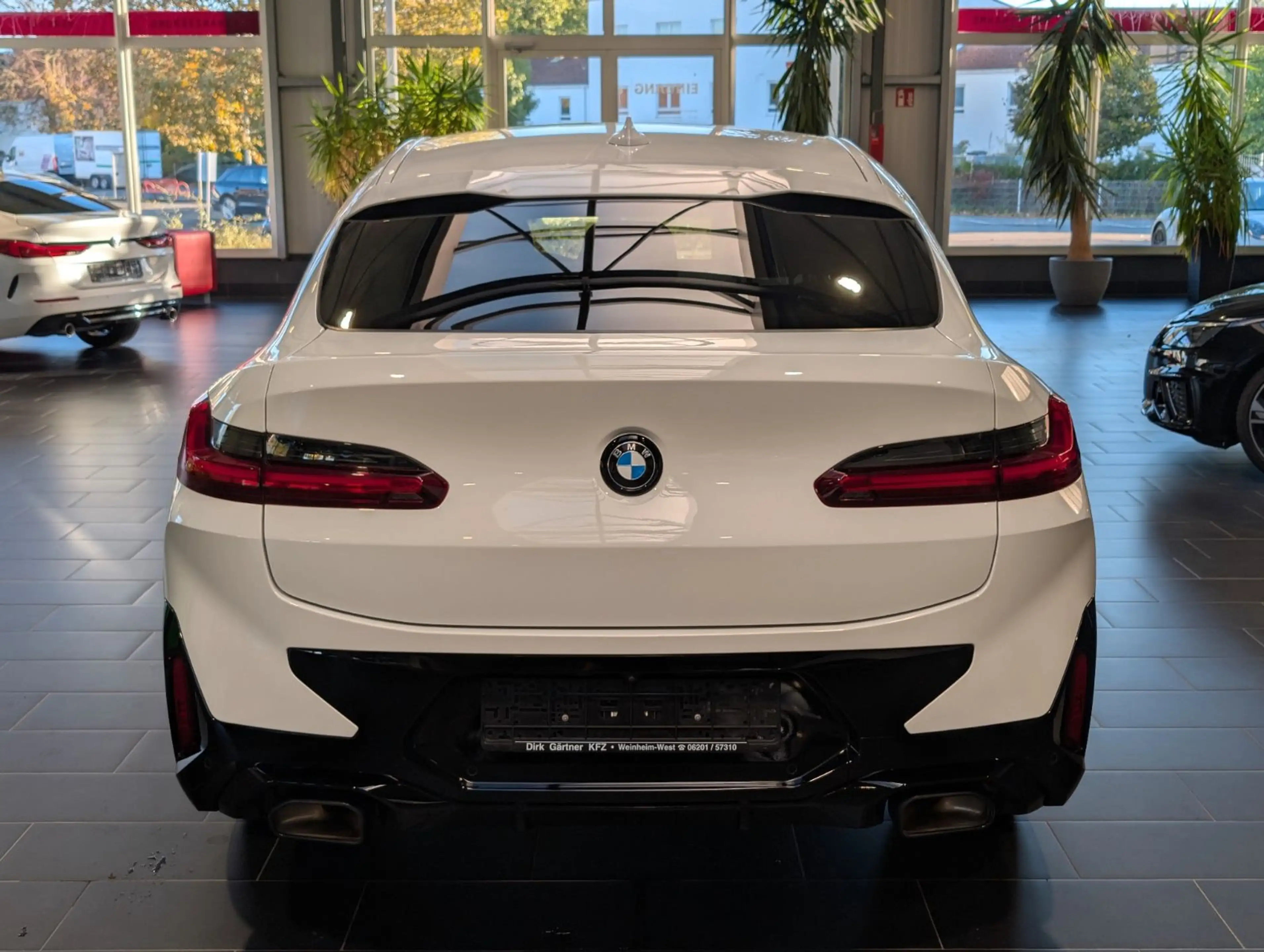 BMW X4 xDrive20i Aut. 1. Hand — photo 4