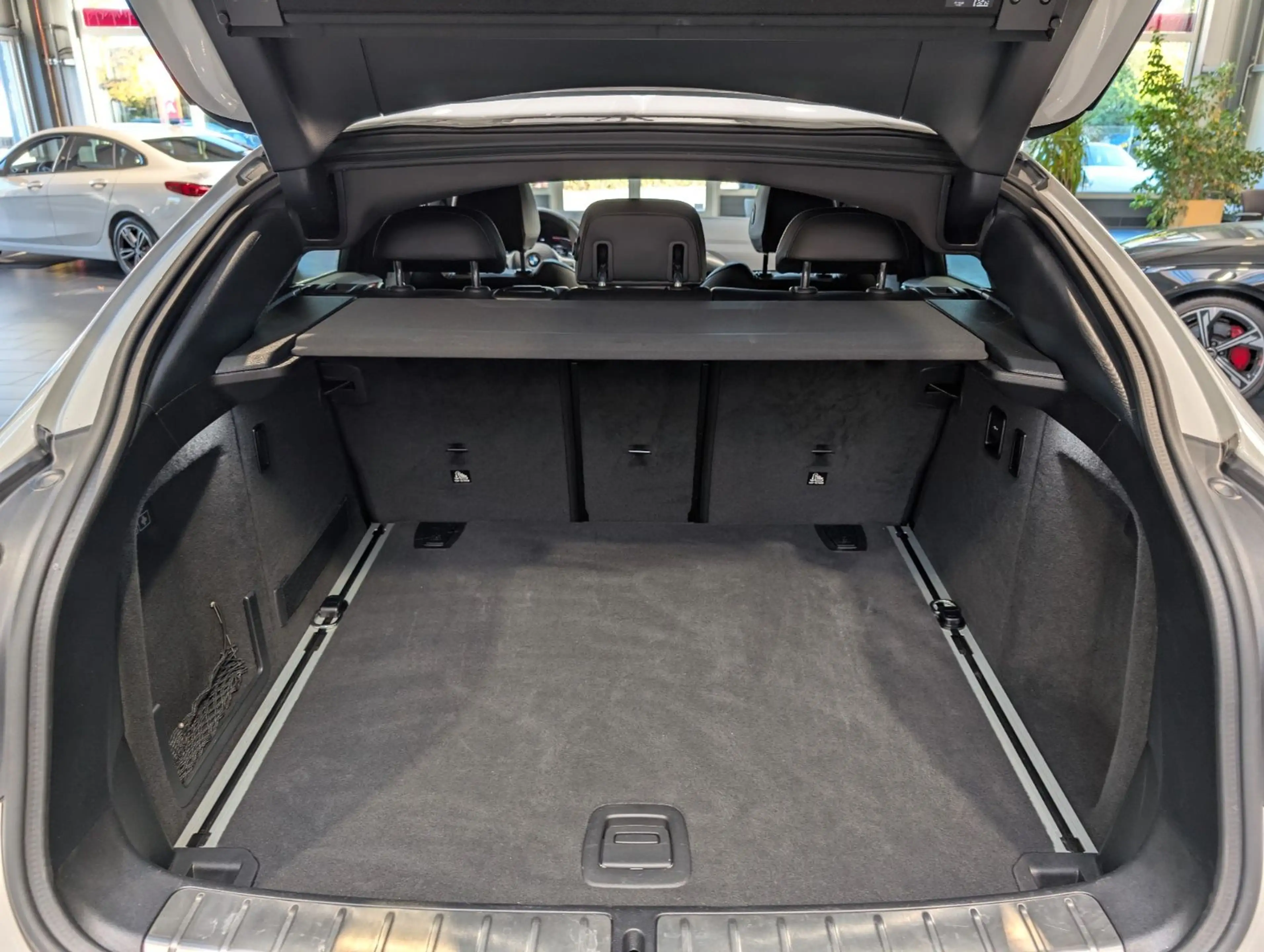 BMW X4 xDrive20i Aut. 1. Hand — photo 14