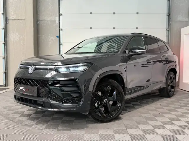 Volkswagen Tayron 7pl ! 2.0 TDI R-LINE DSG, GPS, Éclairage d’ambiance, Camera de recul, Capteurs AV/AR, Climatisation Trizonés