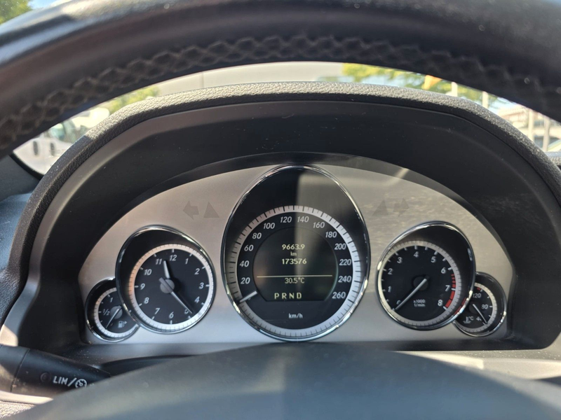 Mercedes-Benz E 350 Coupé CGI BlueEFFICIENCY SPORT AMG — photo 12