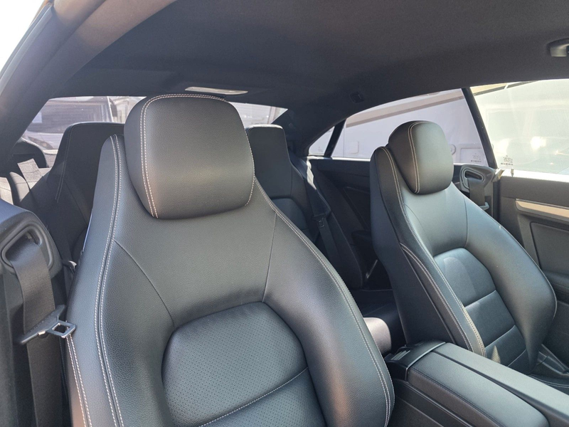 Mercedes-Benz E 350 Coupé CGI BlueEFFICIENCY SPORT AMG — photo 9