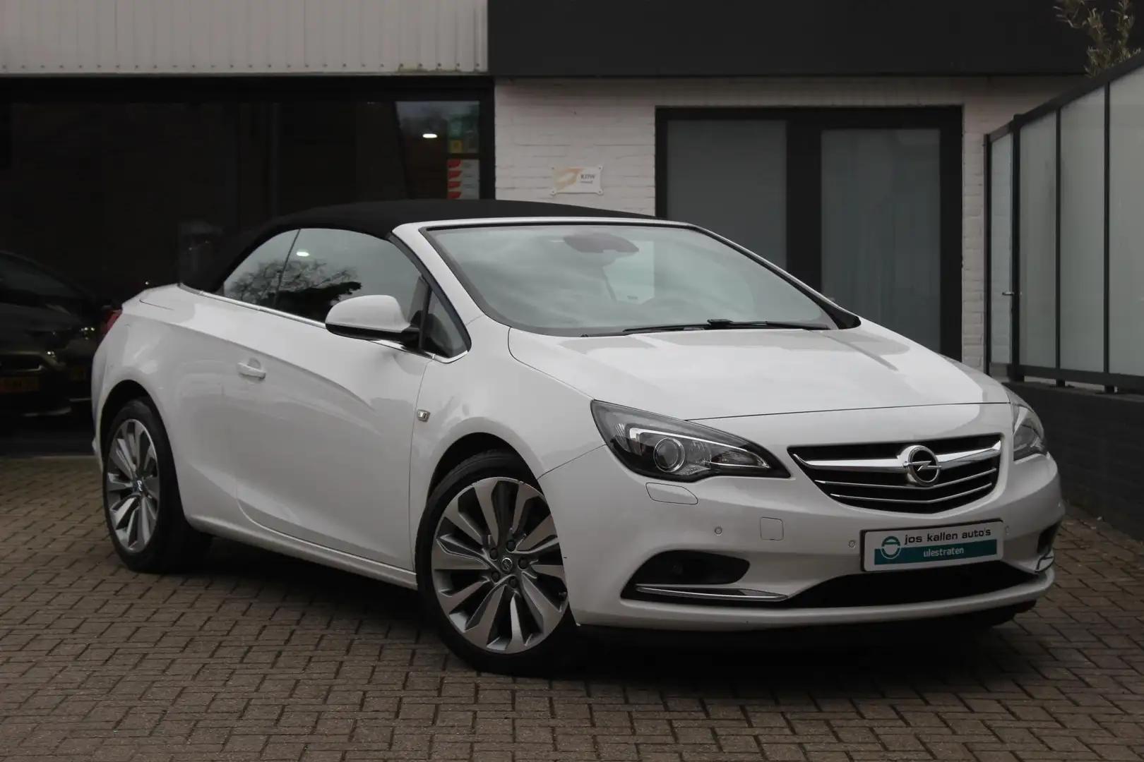 Opel Cascada 1.6 Turbo Innovation Navi/Camera, PDC, Bi-Xenon, L Blanc - 1