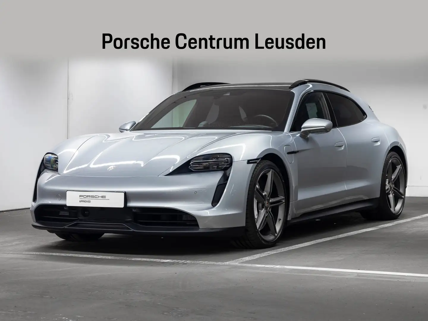 Porsche Taycan Sport Turismo Silber - 1