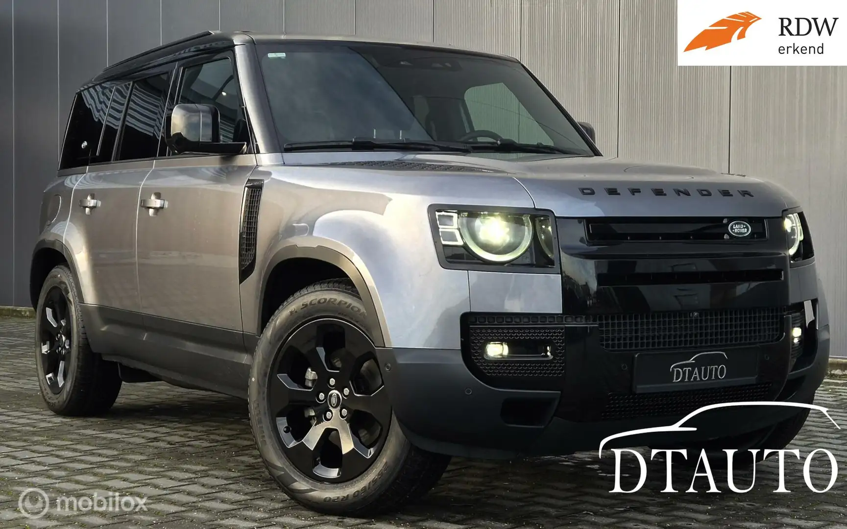 Land Rover Defender 3.0 D250 110SE Lucht Pano Enz Vol Opties Zwart - 1