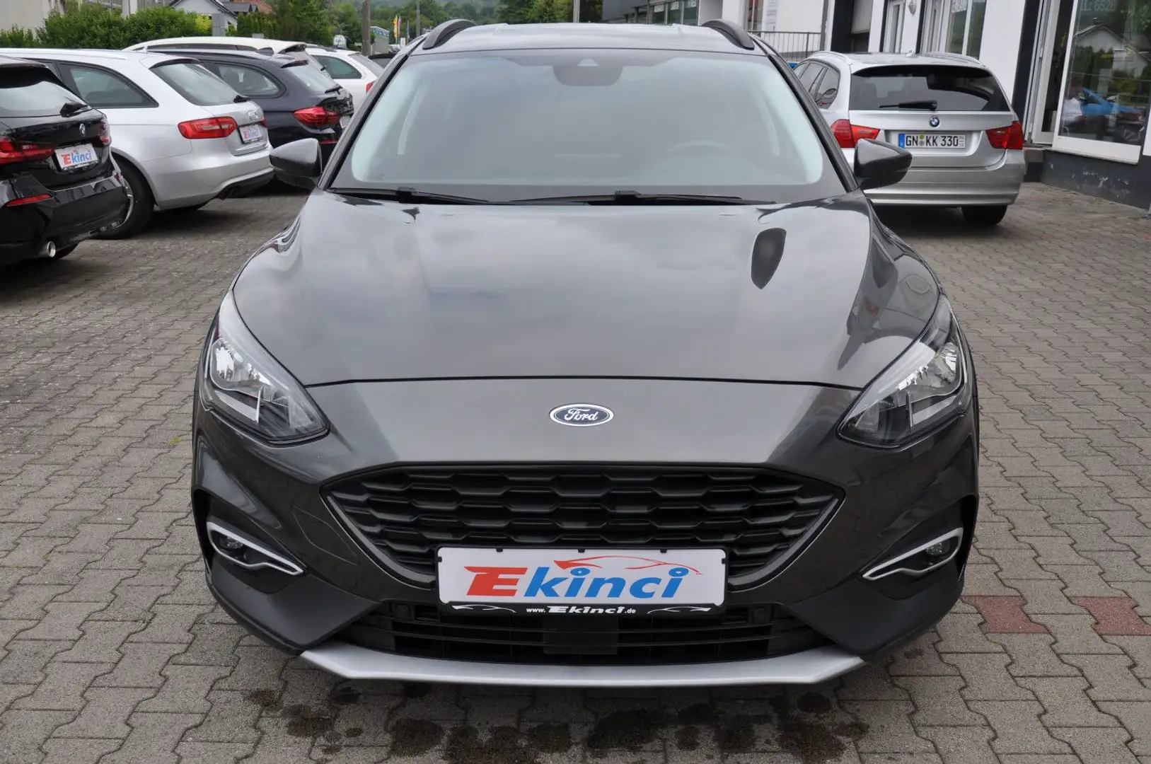 Ford Focus Lim. Active Gris - 2