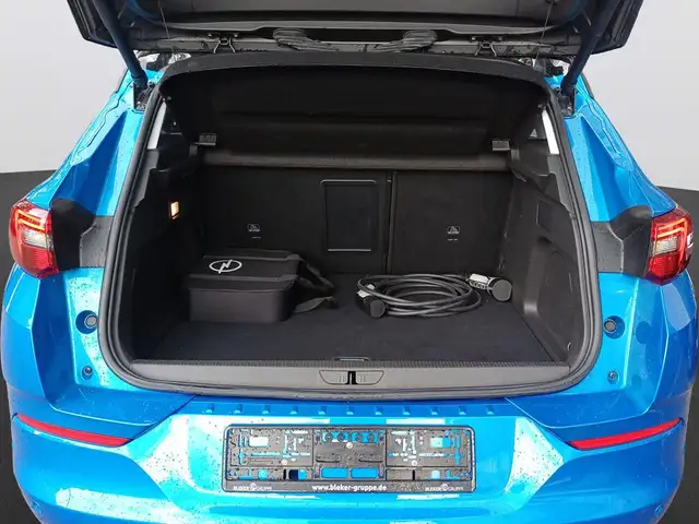 Opel Grandland view 7