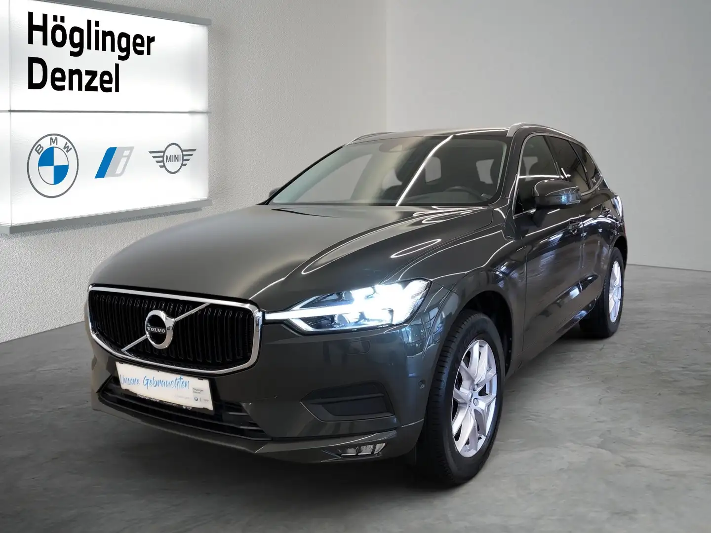 Volvo XC60 T5 AWD Momentum Geartroni Grau - 1