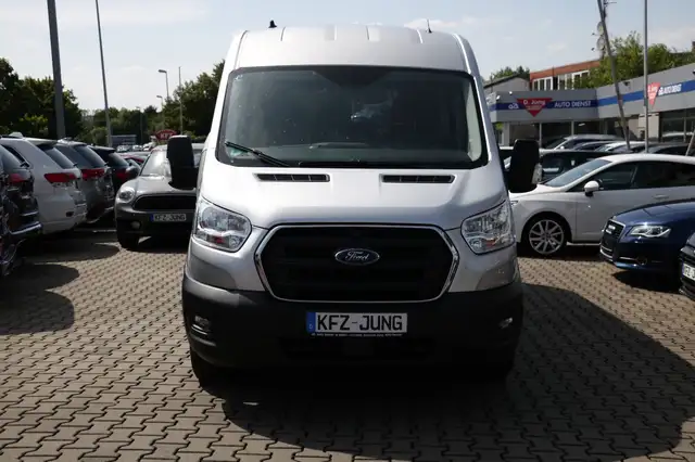 Ford Transit view 3