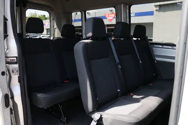 Ford Transit view 9