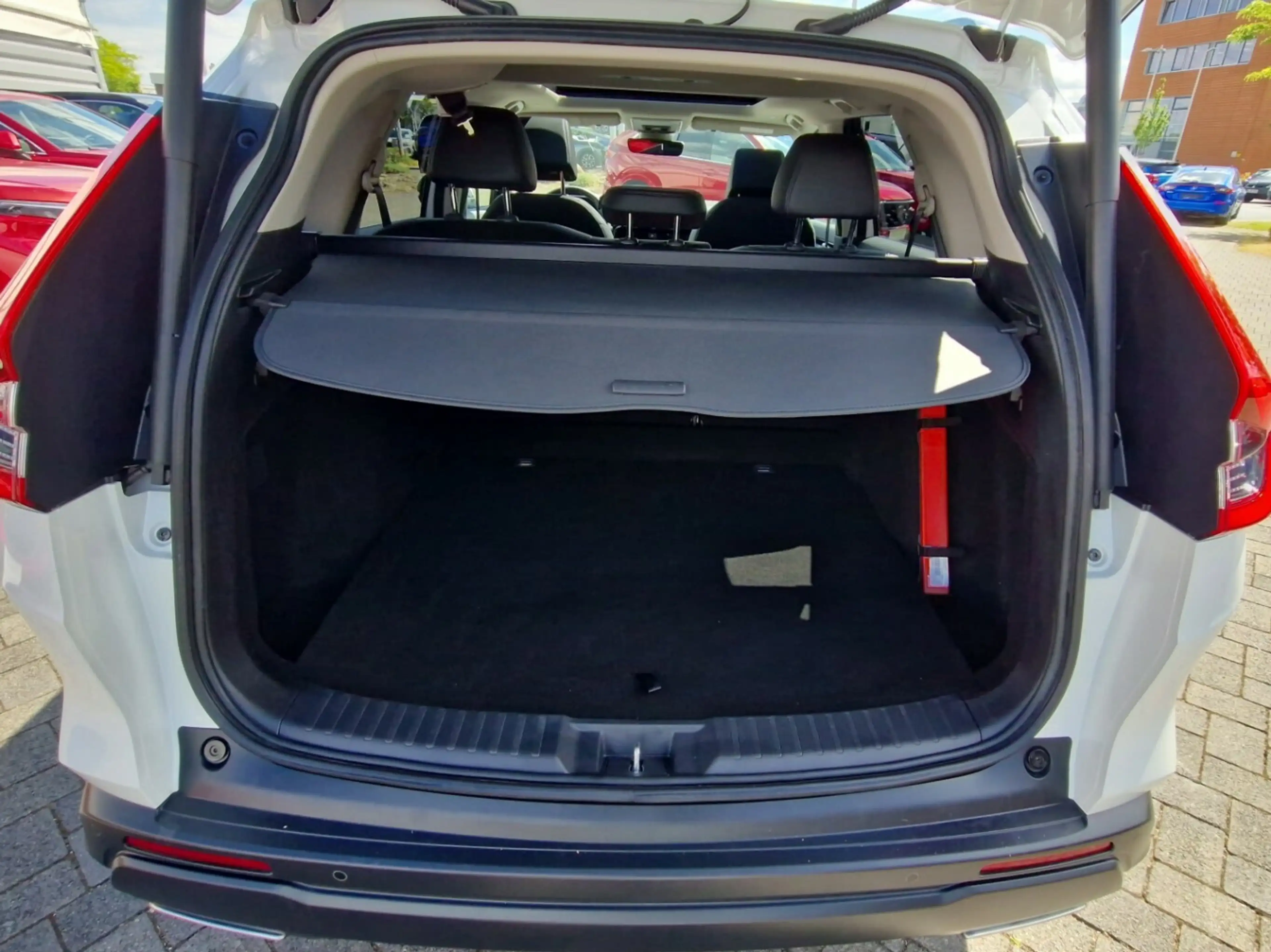 Honda CR-V e:HEV Elegance 2WD|Allwetter|Pano|LED — photo 6