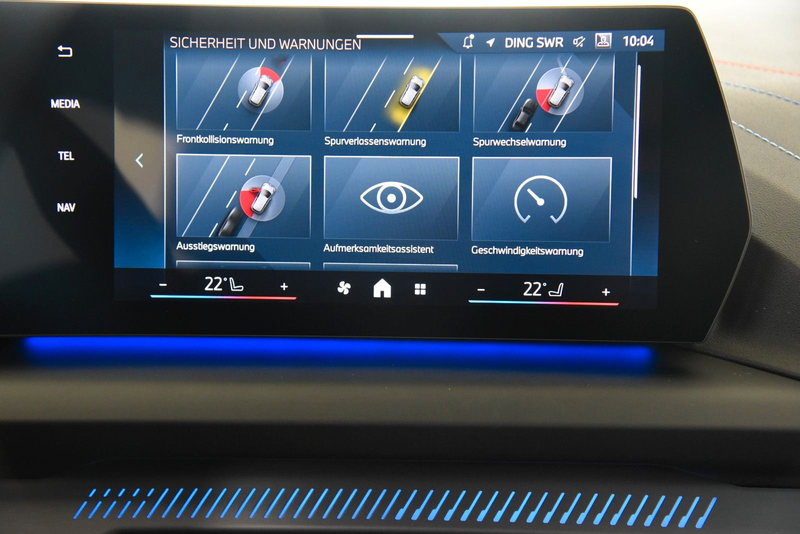 BMW 120 i M Sport Pro HUD LED DAB ParkAss+ Aktivsitz — photo 13