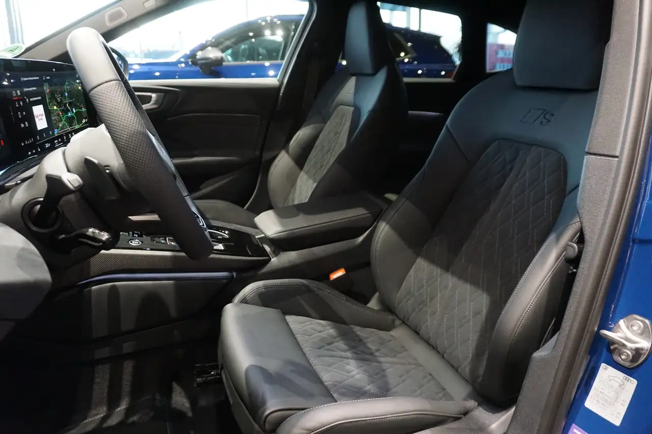 Audi A5 Avant e-hybrid quattro S line Tech pro AHK HUD ... 7