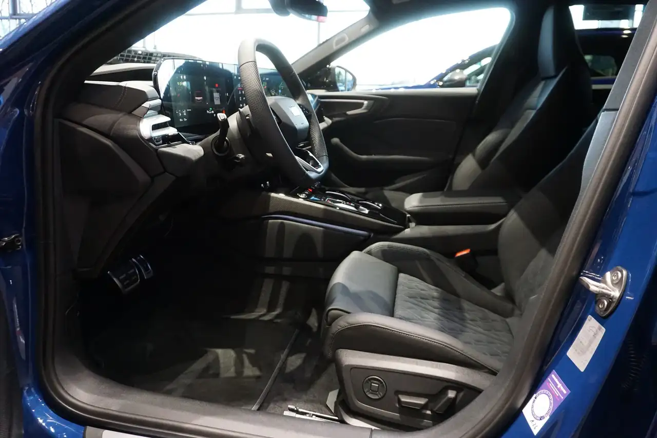 Audi A5 Avant e-hybrid quattro S line Tech pro AHK HUD ... 6