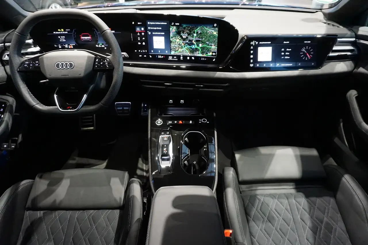 Audi A5 Avant e-hybrid quattro S line Tech pro AHK HUD ... 9