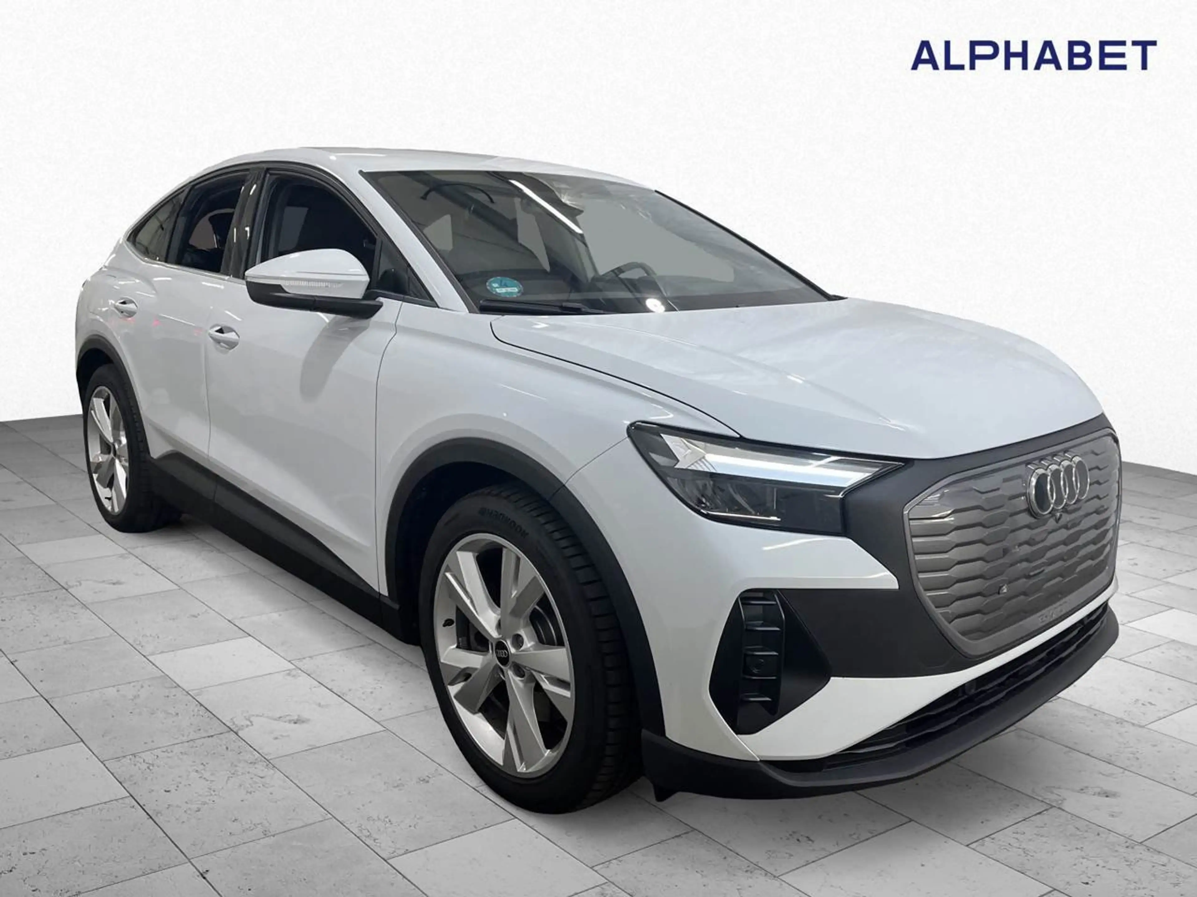 Audi Q4 e-tron Q4 40 e-tron Sportback basis Virtual AHK SpoSi — photo 7