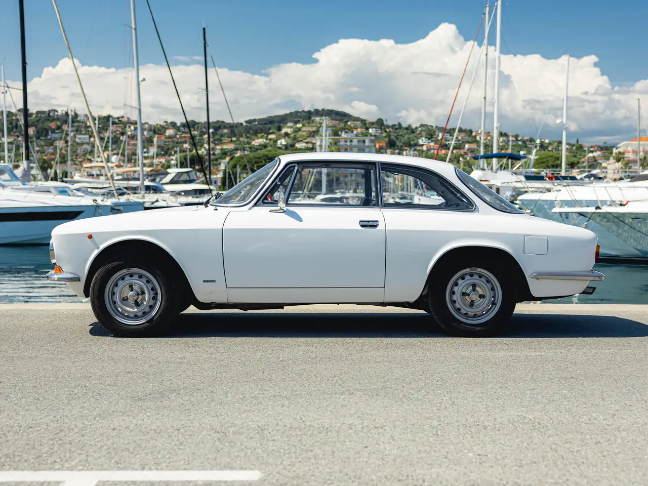 Alfa Romeo Junior 1600, foto 7