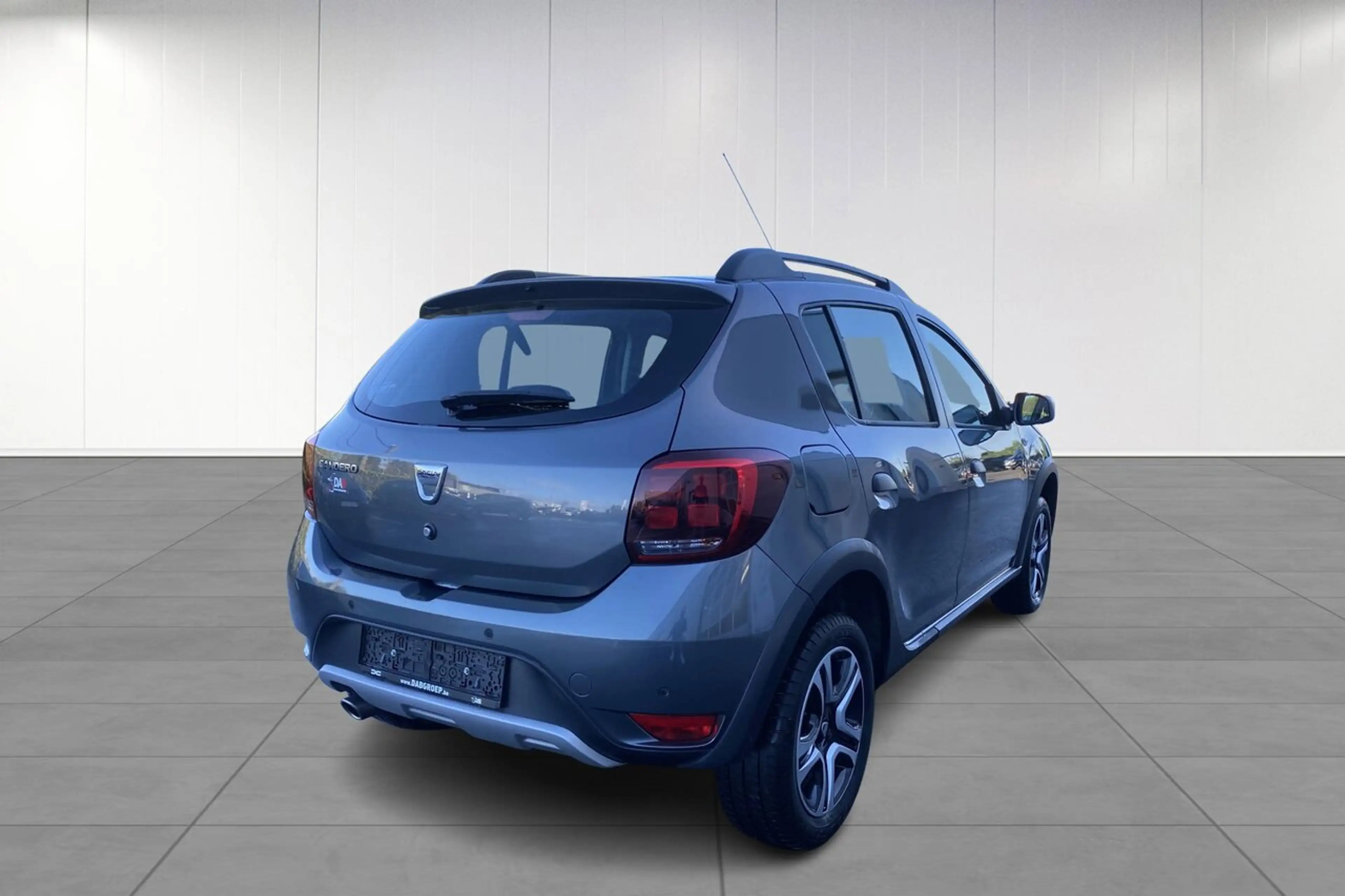 Dacia Sandero Urban Explorer TCe 90 PDC achter, GPS, Camera — photo 5